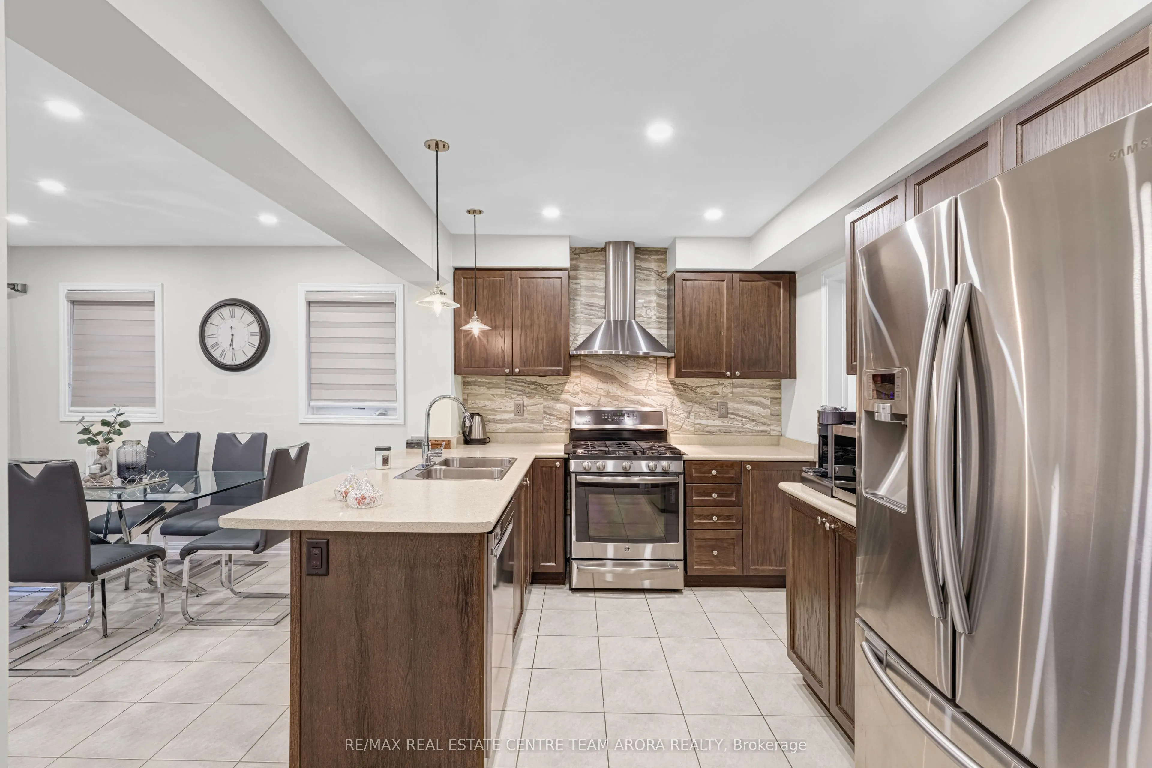 14 Crossbill Road