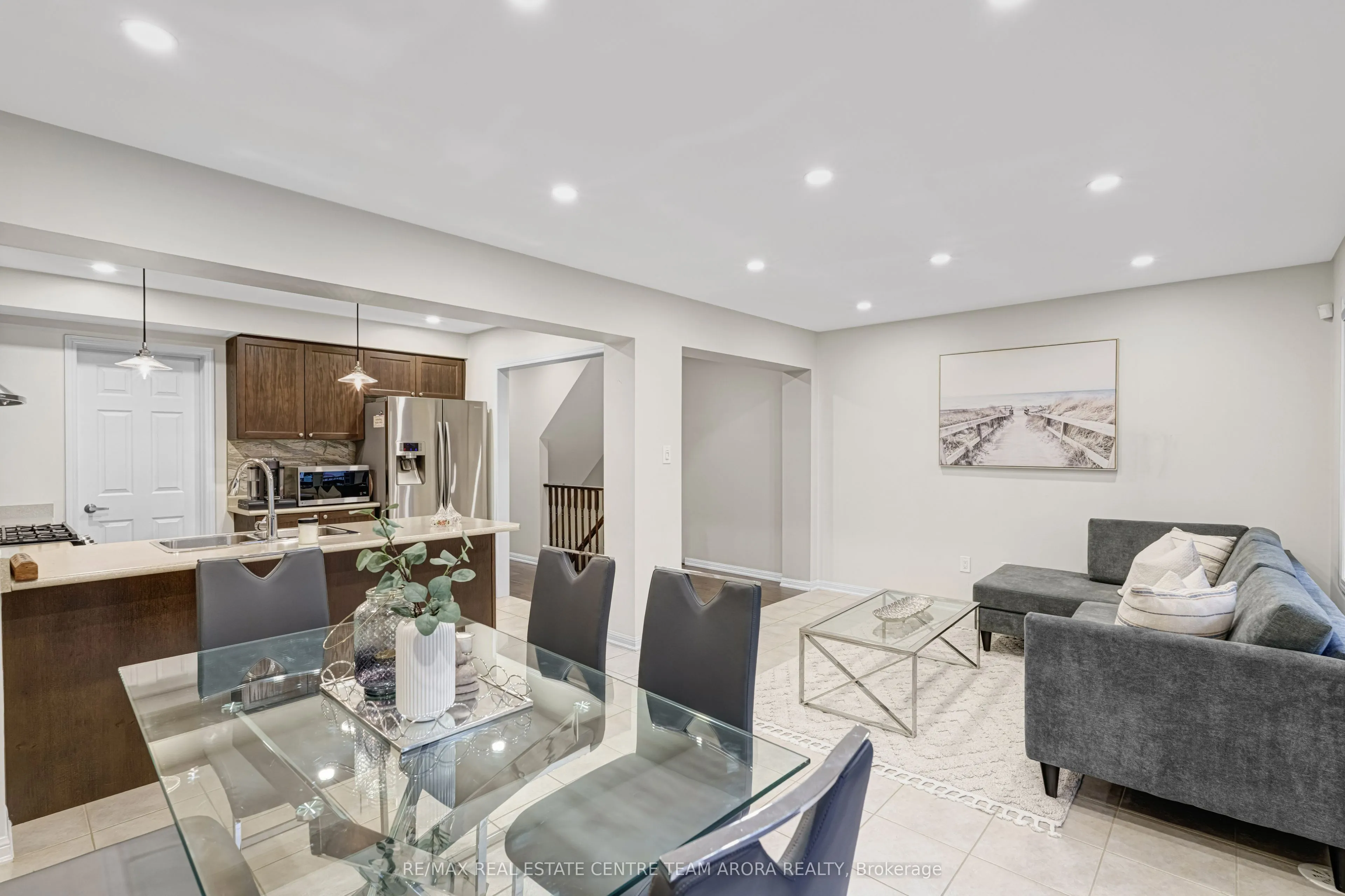 14 Crossbill Road