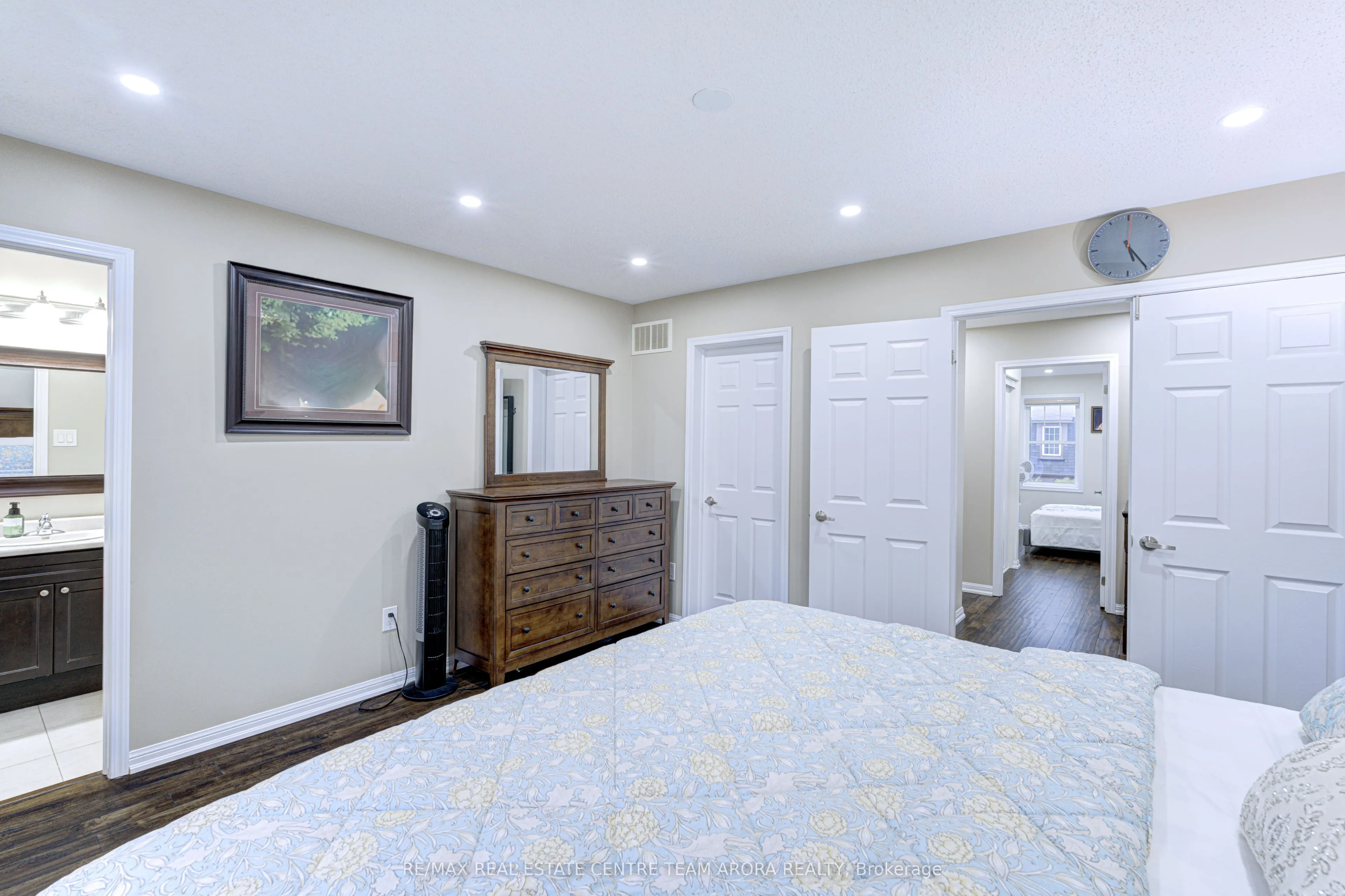 14 Crossbill Road