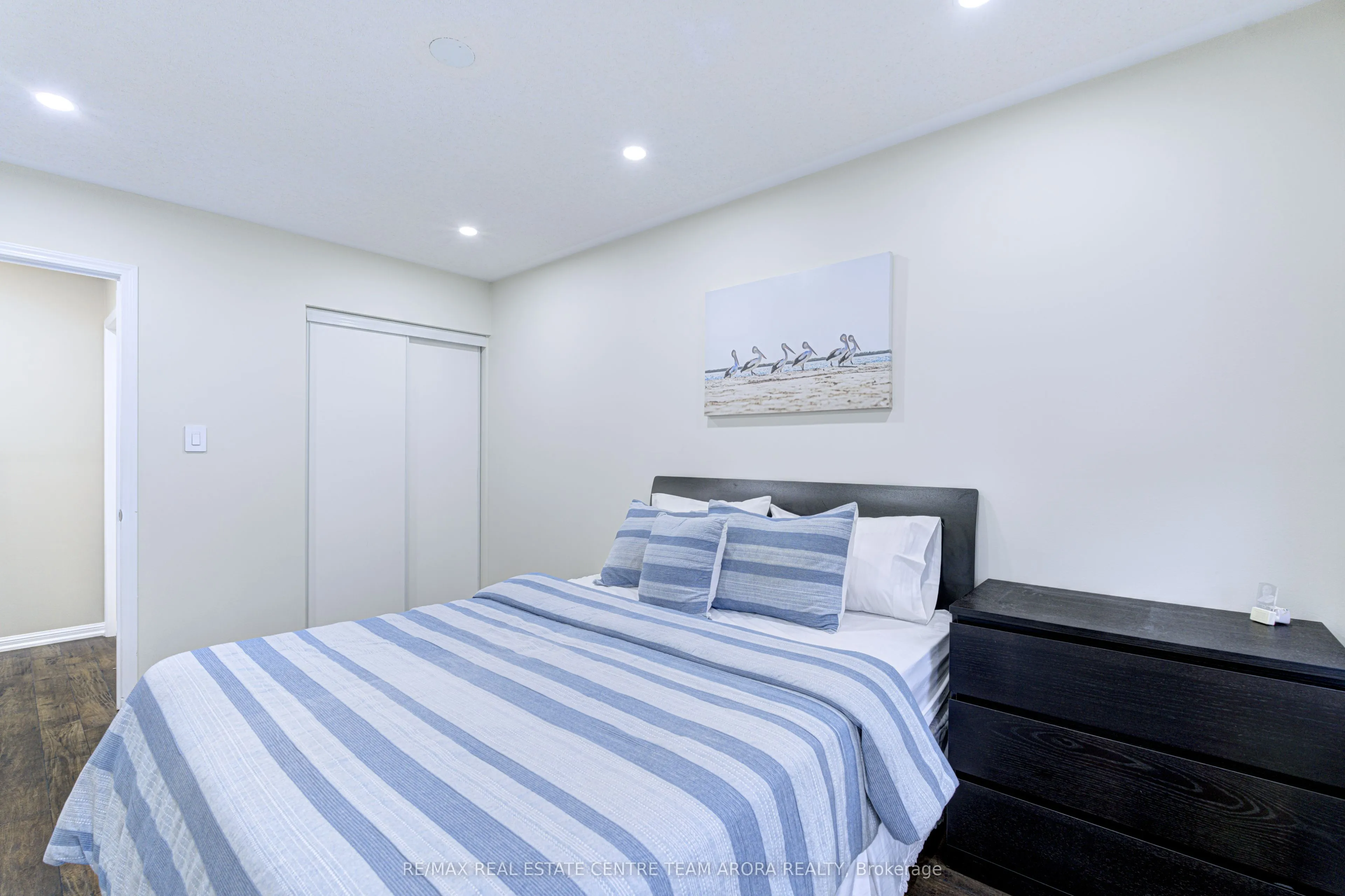 14 Crossbill Road