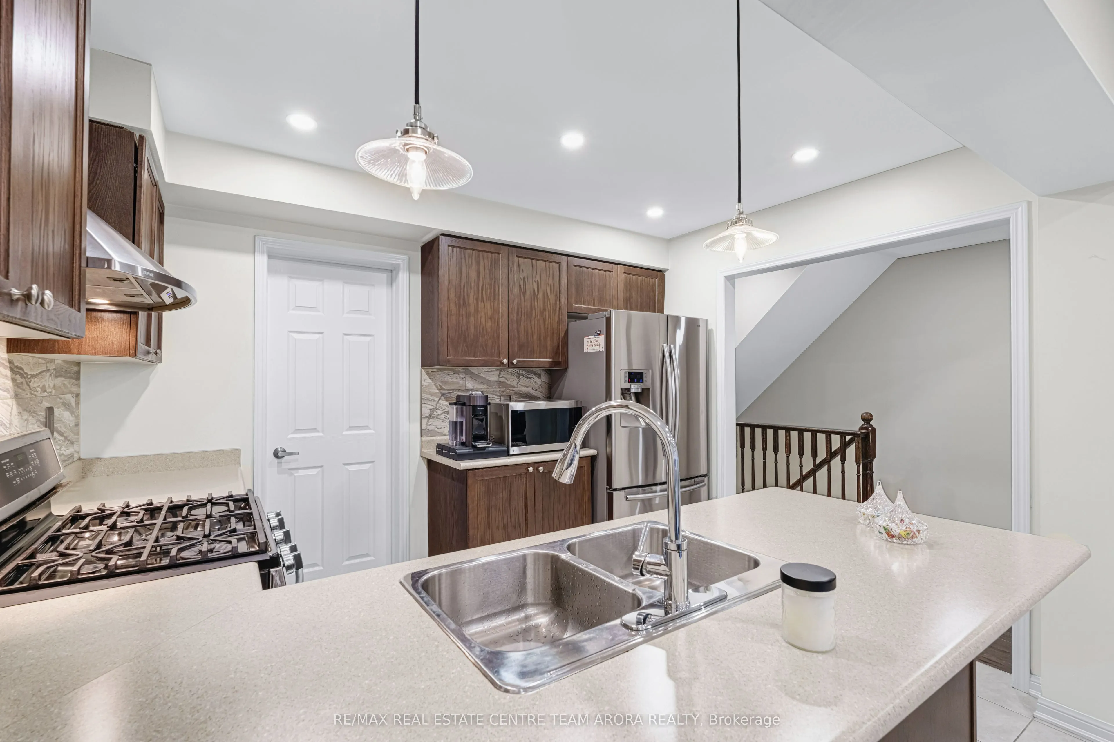 14 Crossbill Road