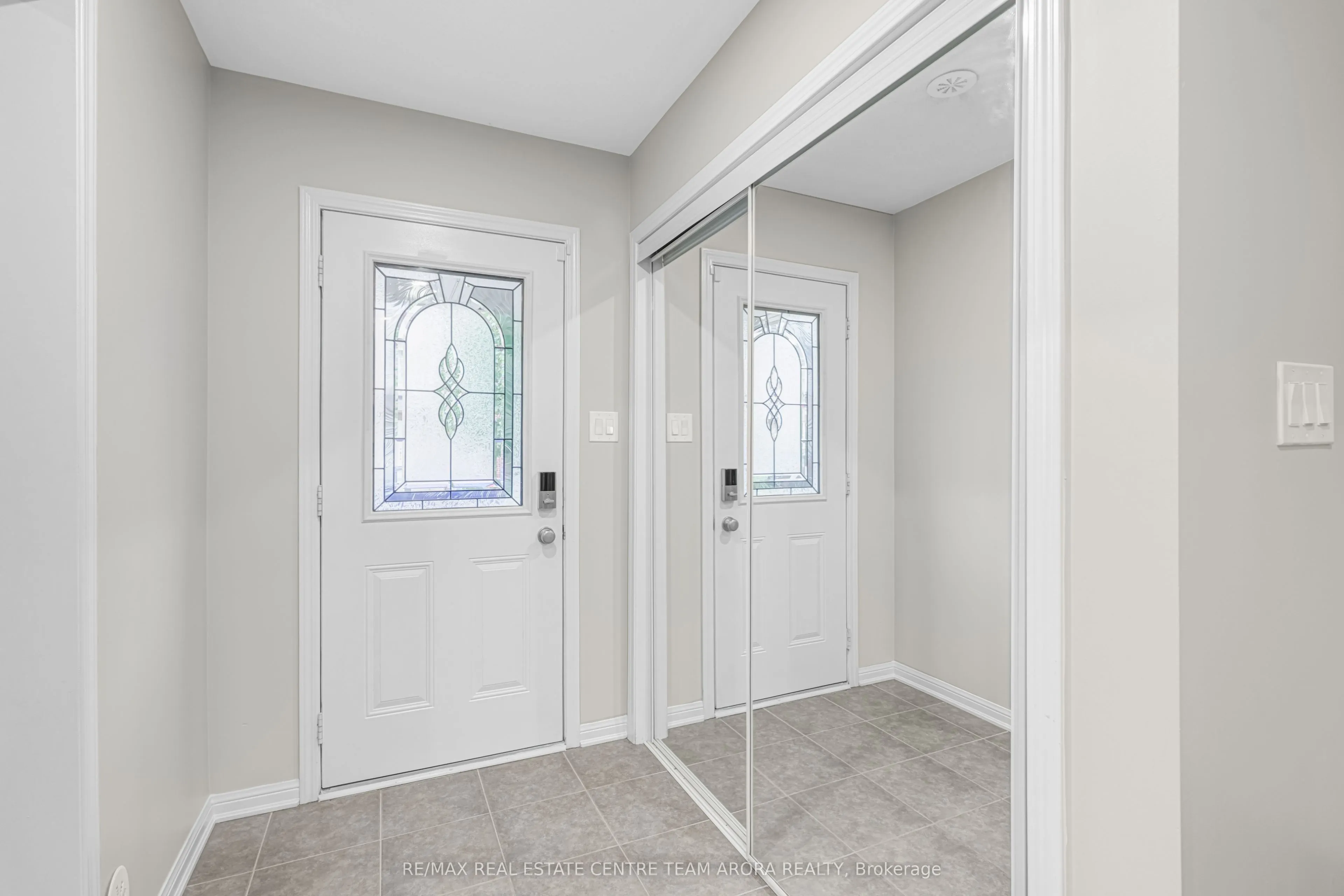 14 Crossbill Road