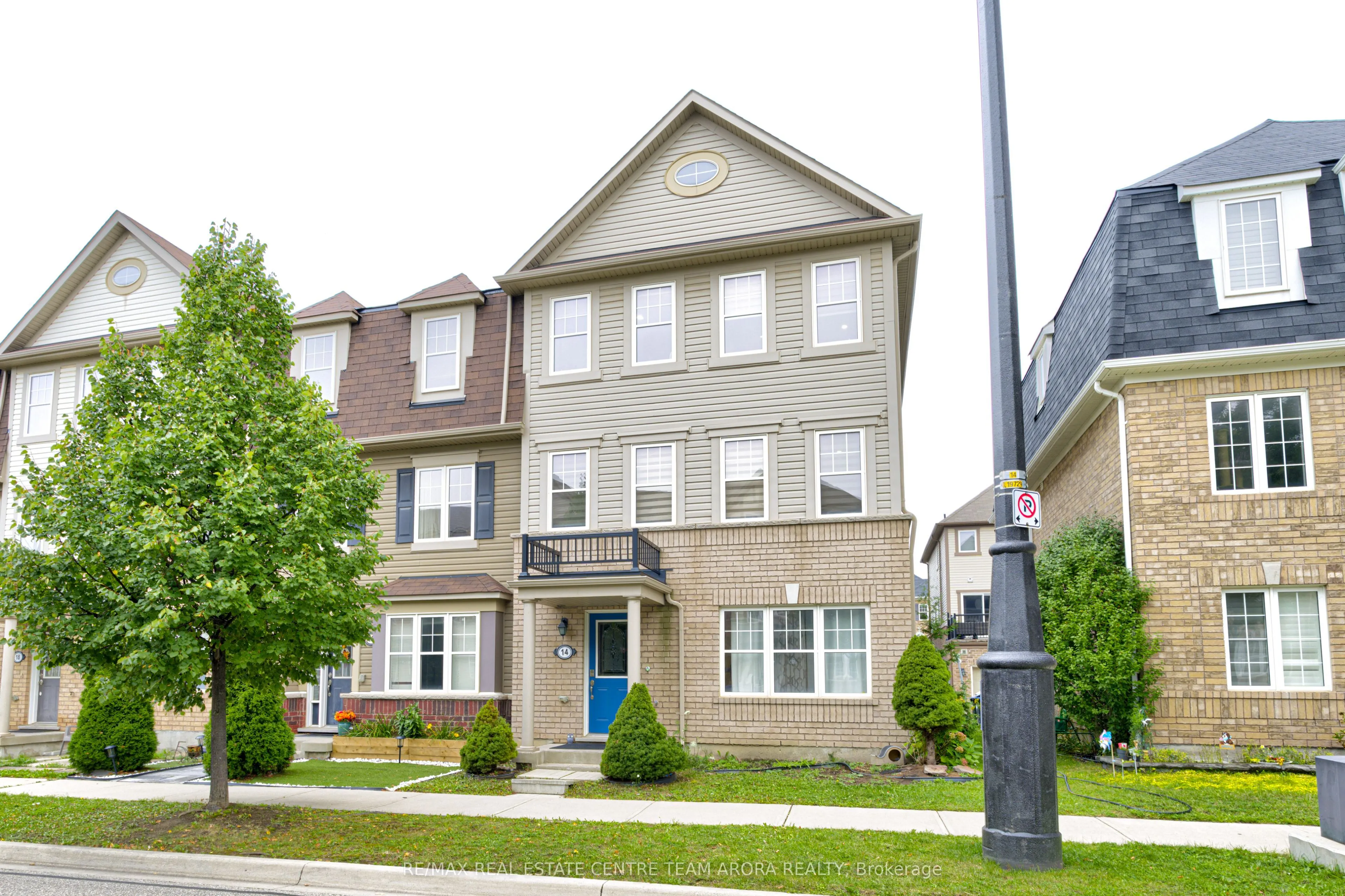 14 Crossbill Road