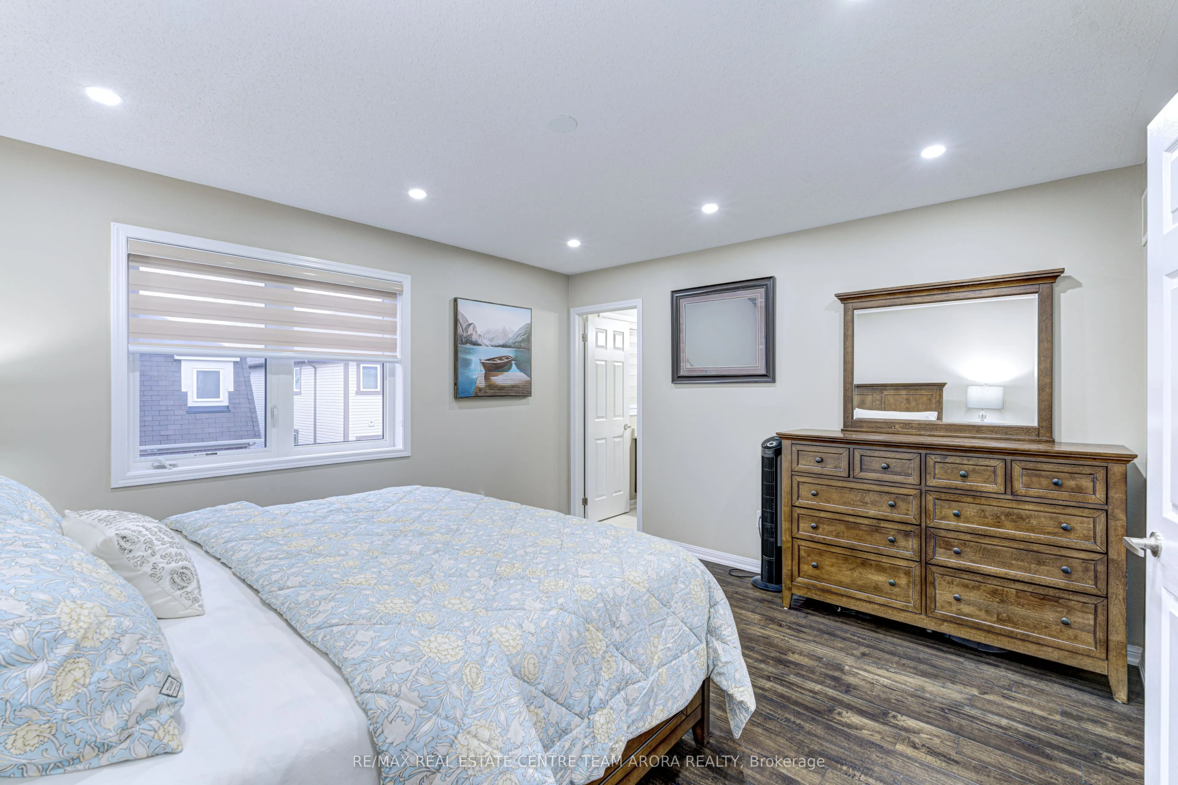 14 Crossbill Road