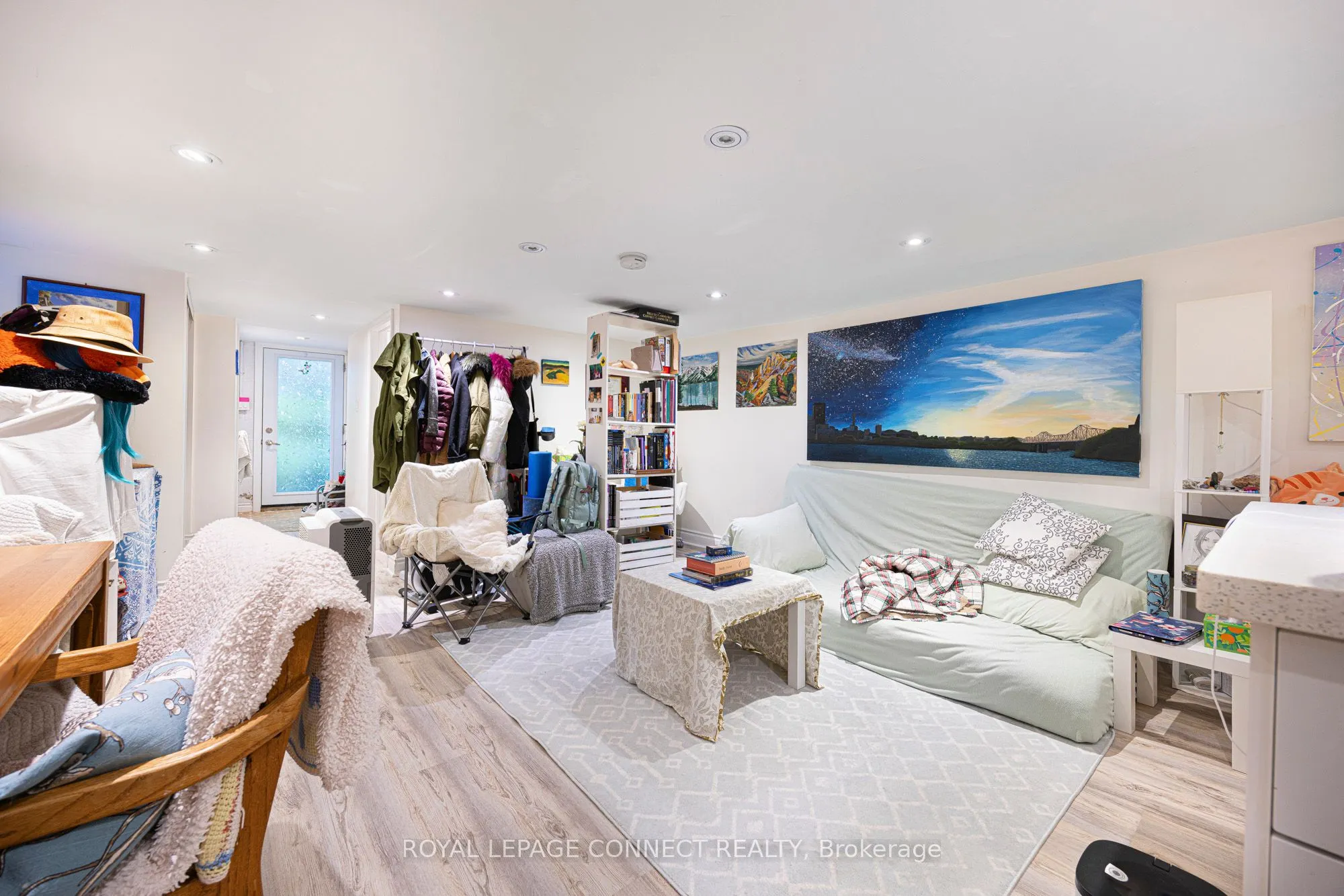 5 Rosethorn Avenue