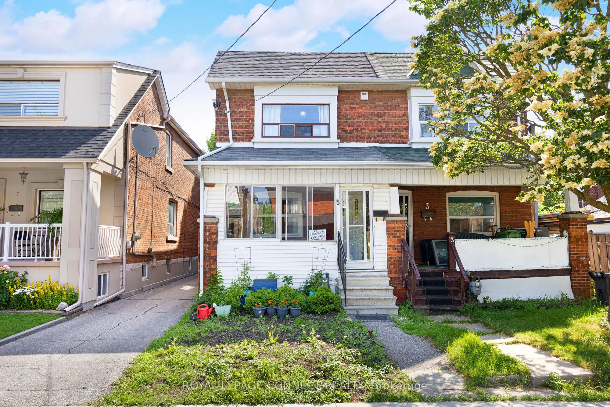 5 Rosethorn Avenue