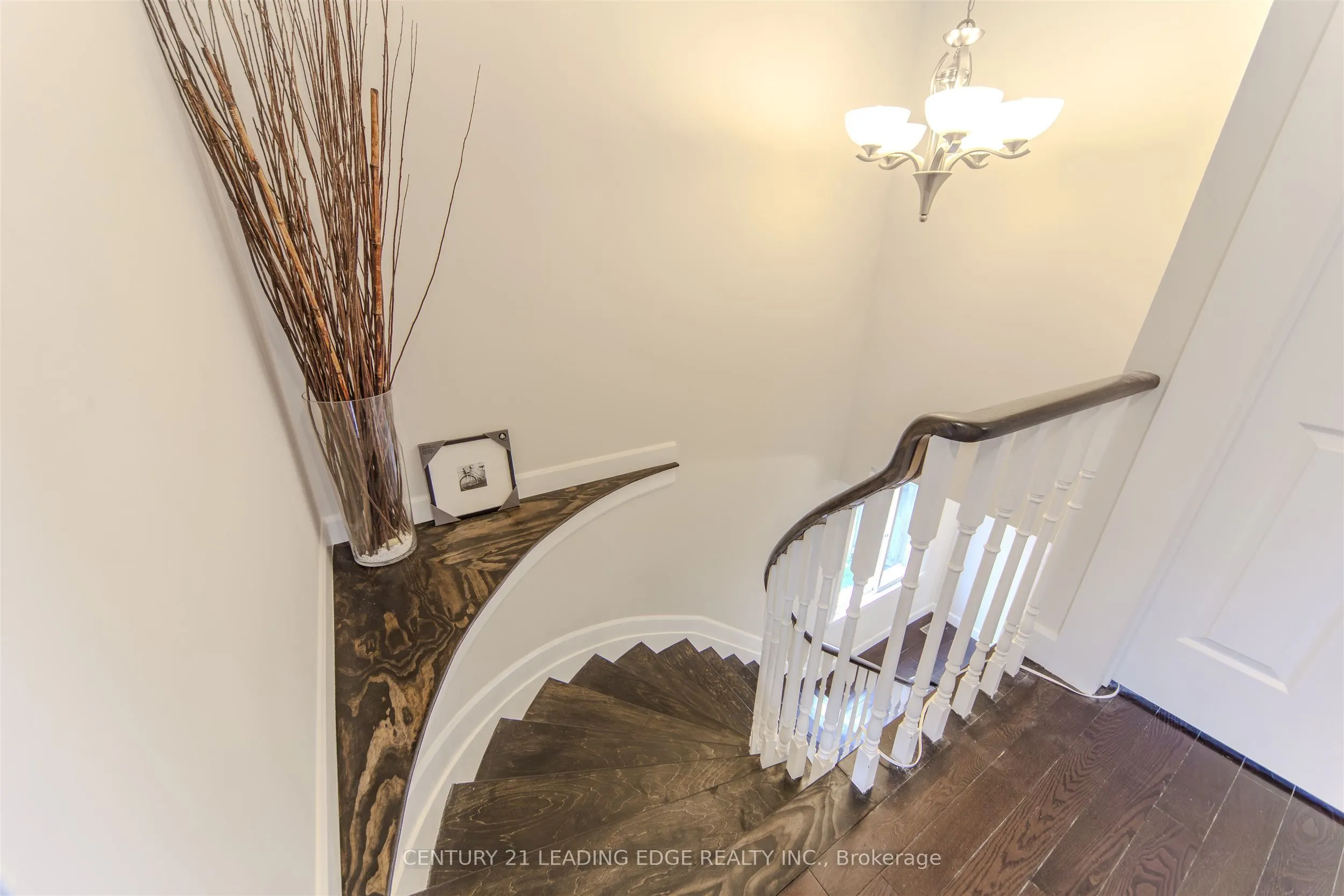 3356 Dovetail Mews