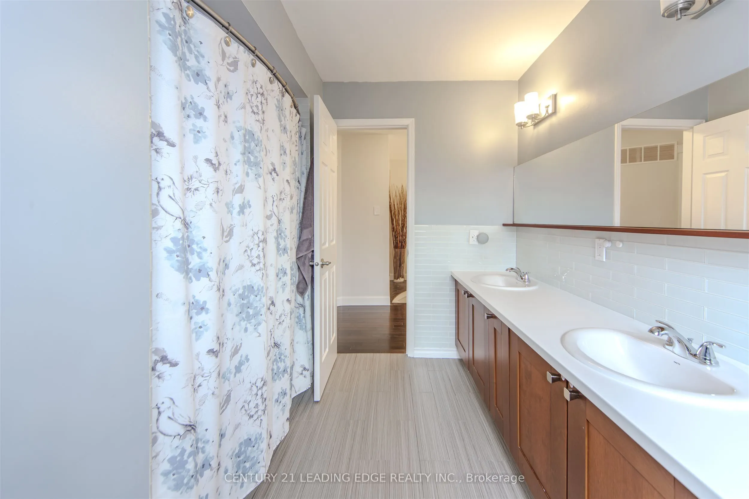 3356 Dovetail Mews