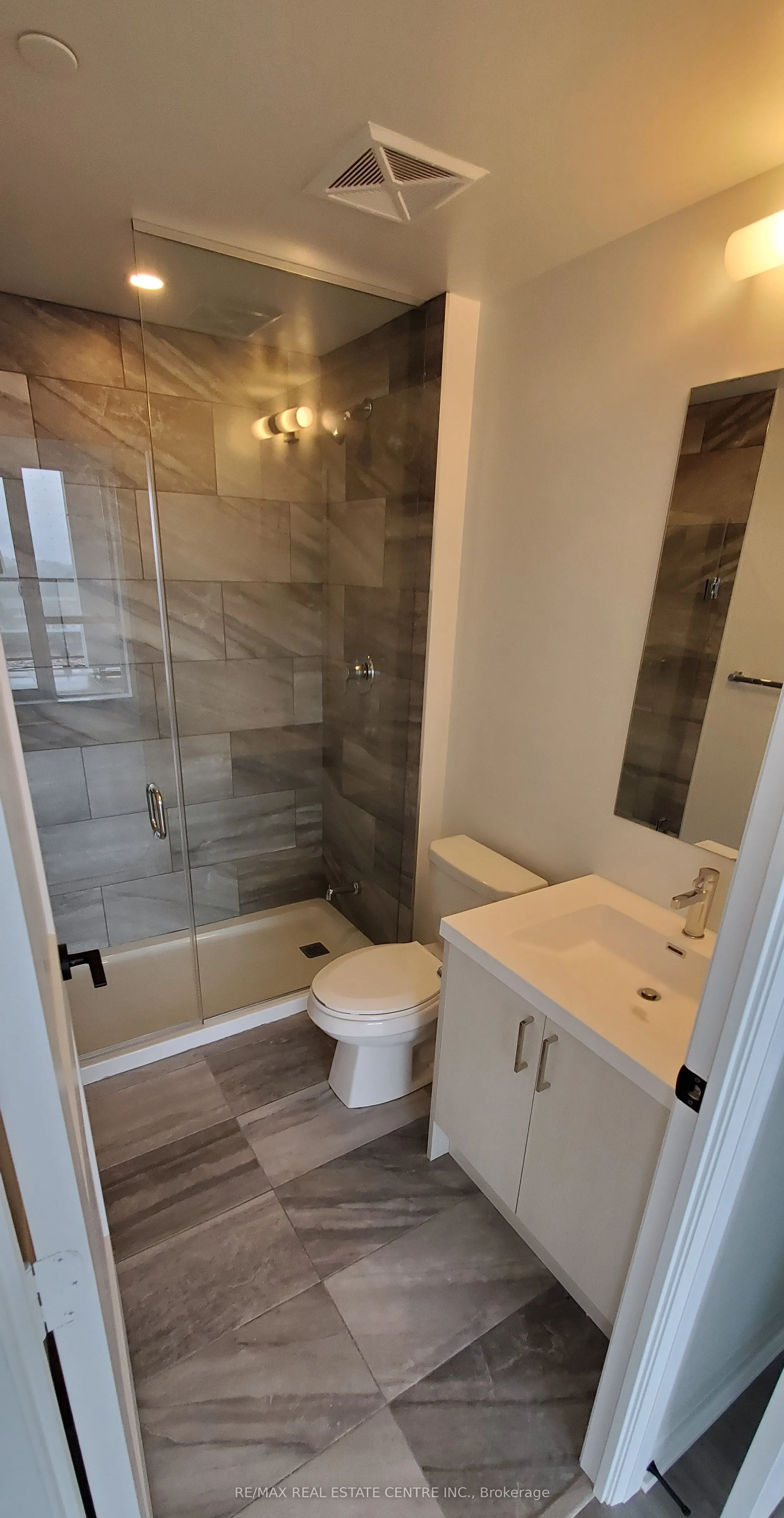 50 George Buthart Drive N, #405