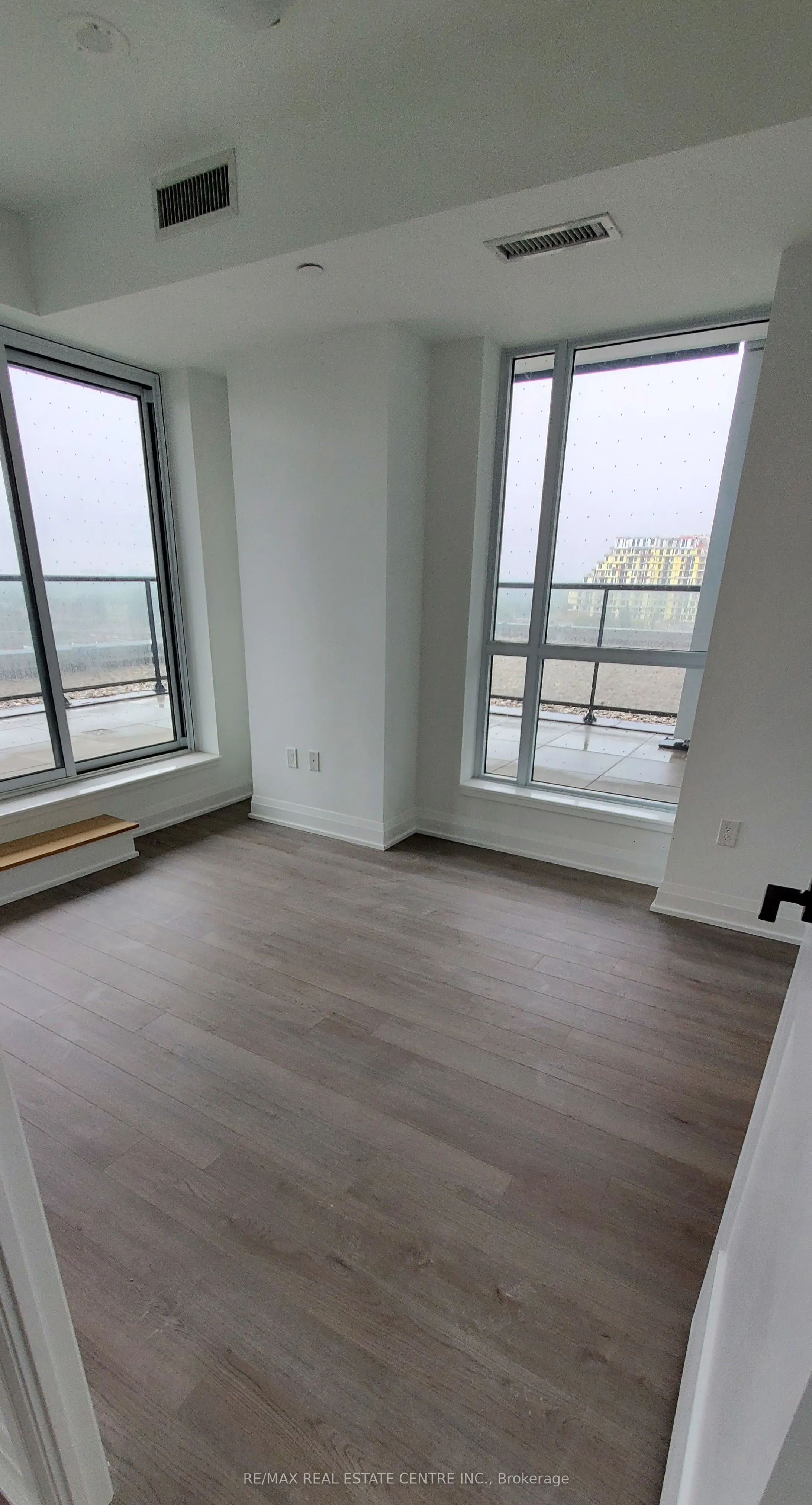 50 George Buthart Drive N, #405