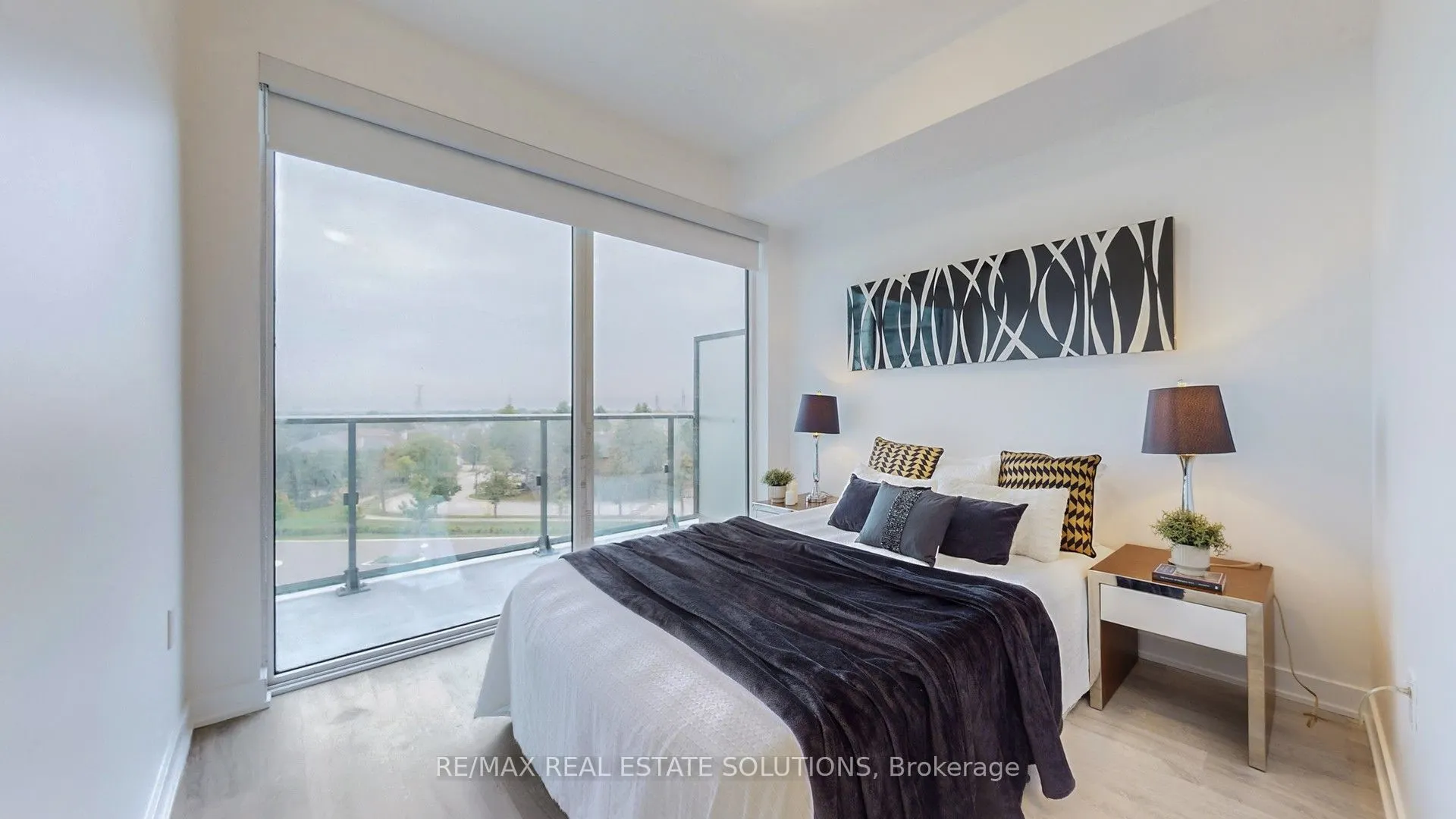 4655 Metcalfe Avenue, #506