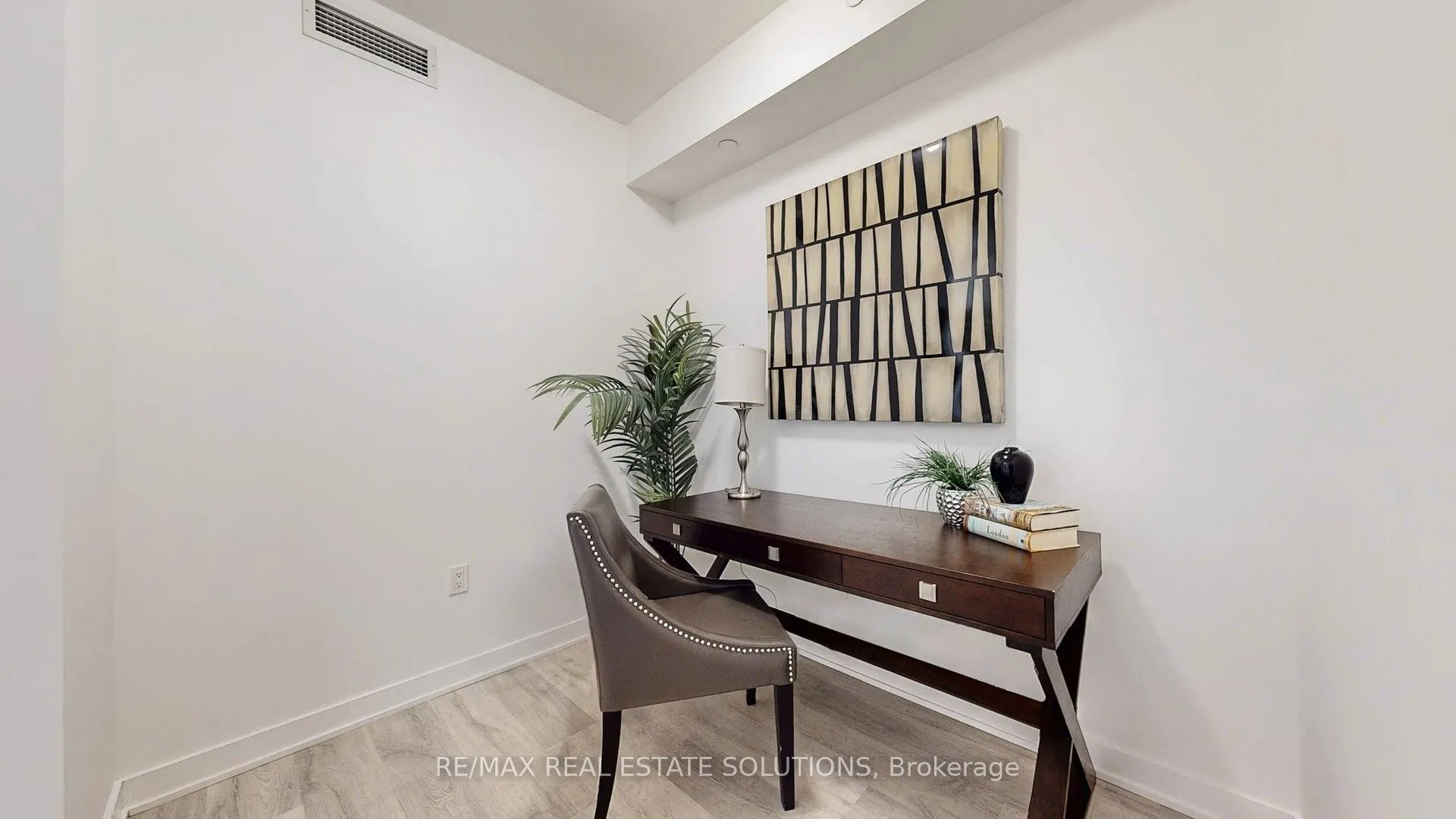 4655 Metcalfe Avenue, #506