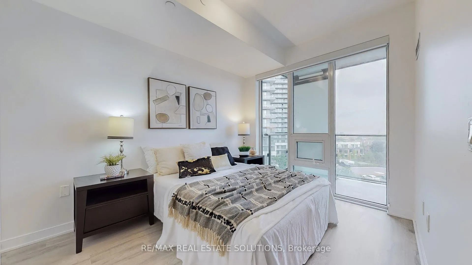 4655 Metcalfe Avenue, #506