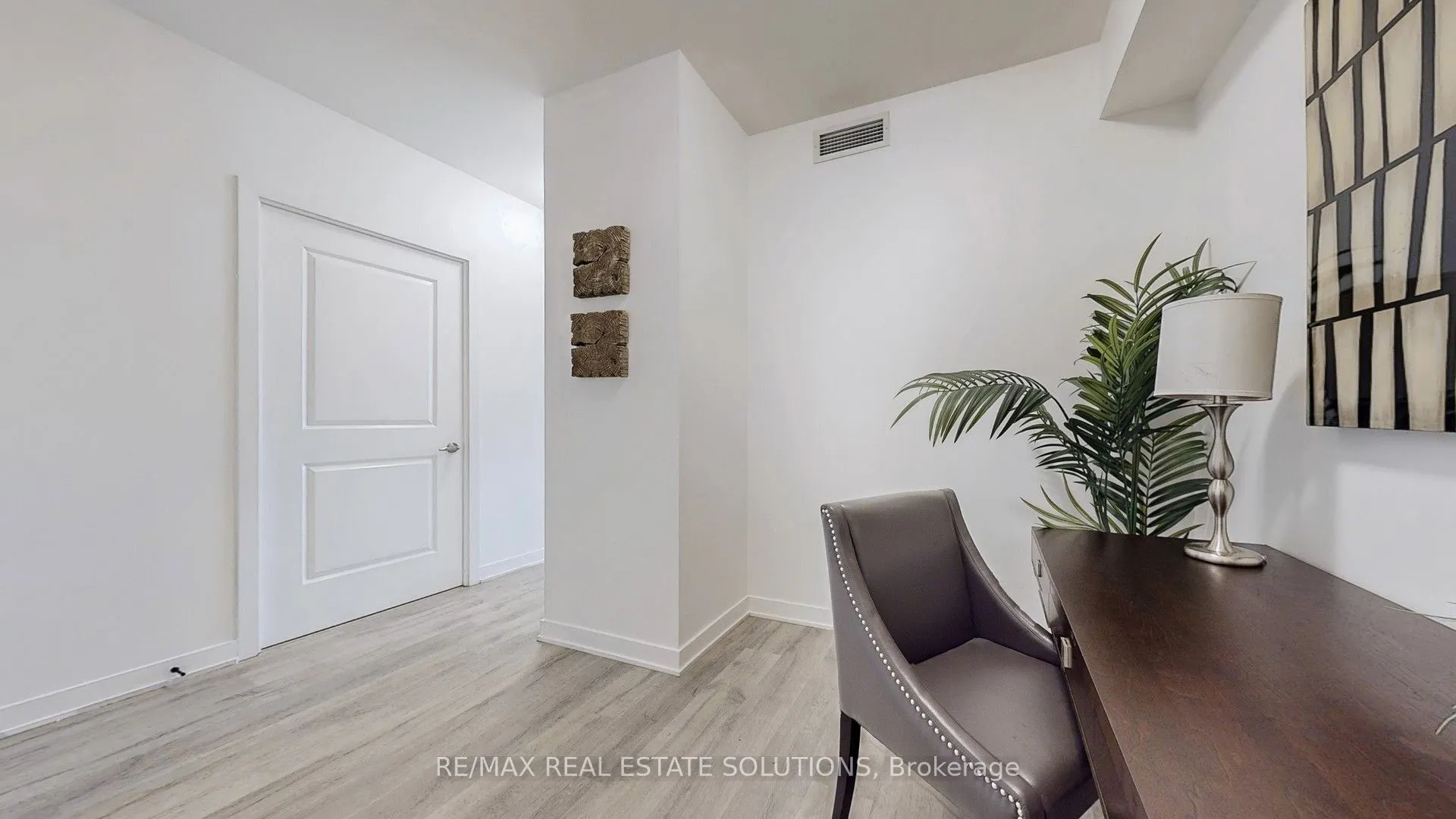 4655 Metcalfe Avenue, #506