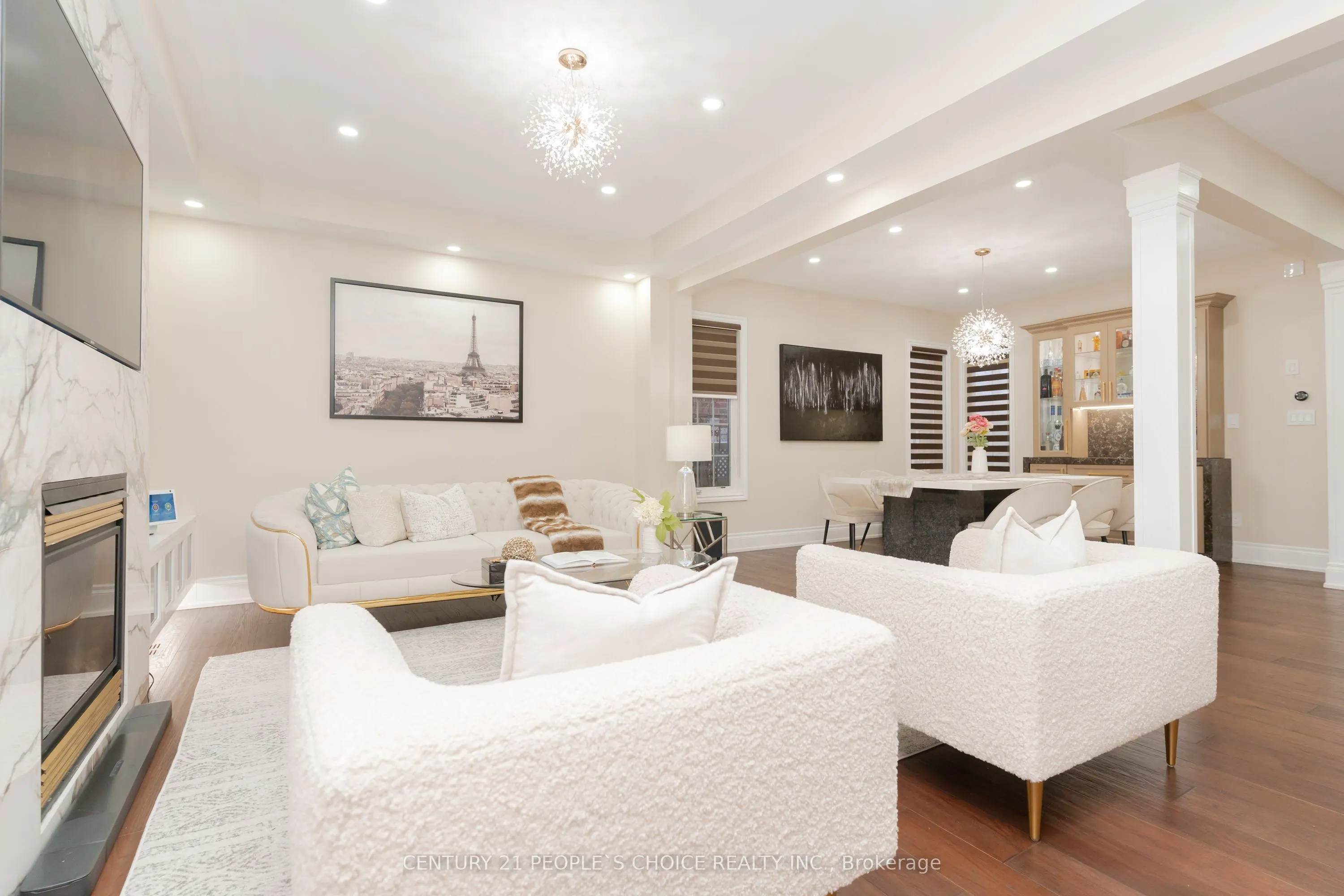 39 Huntspoint Drive
