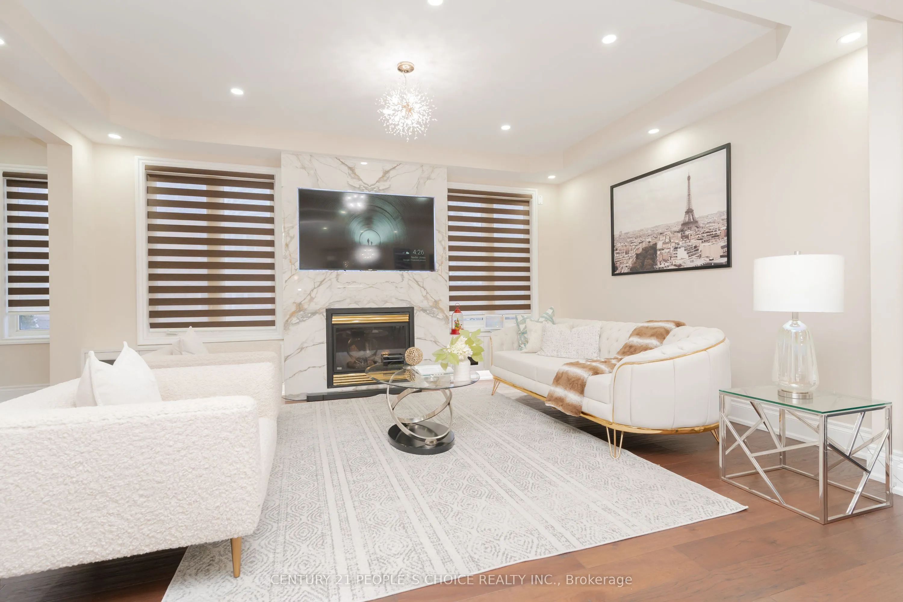 39 Huntspoint Drive