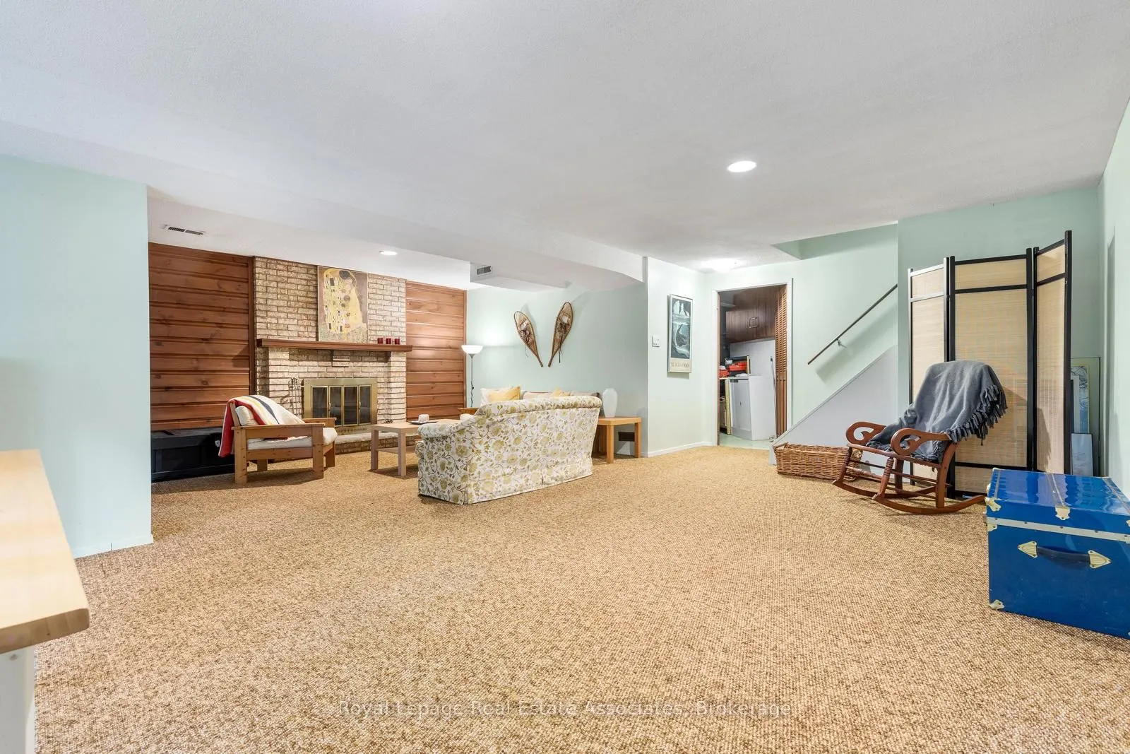 4265 Thom Gardens