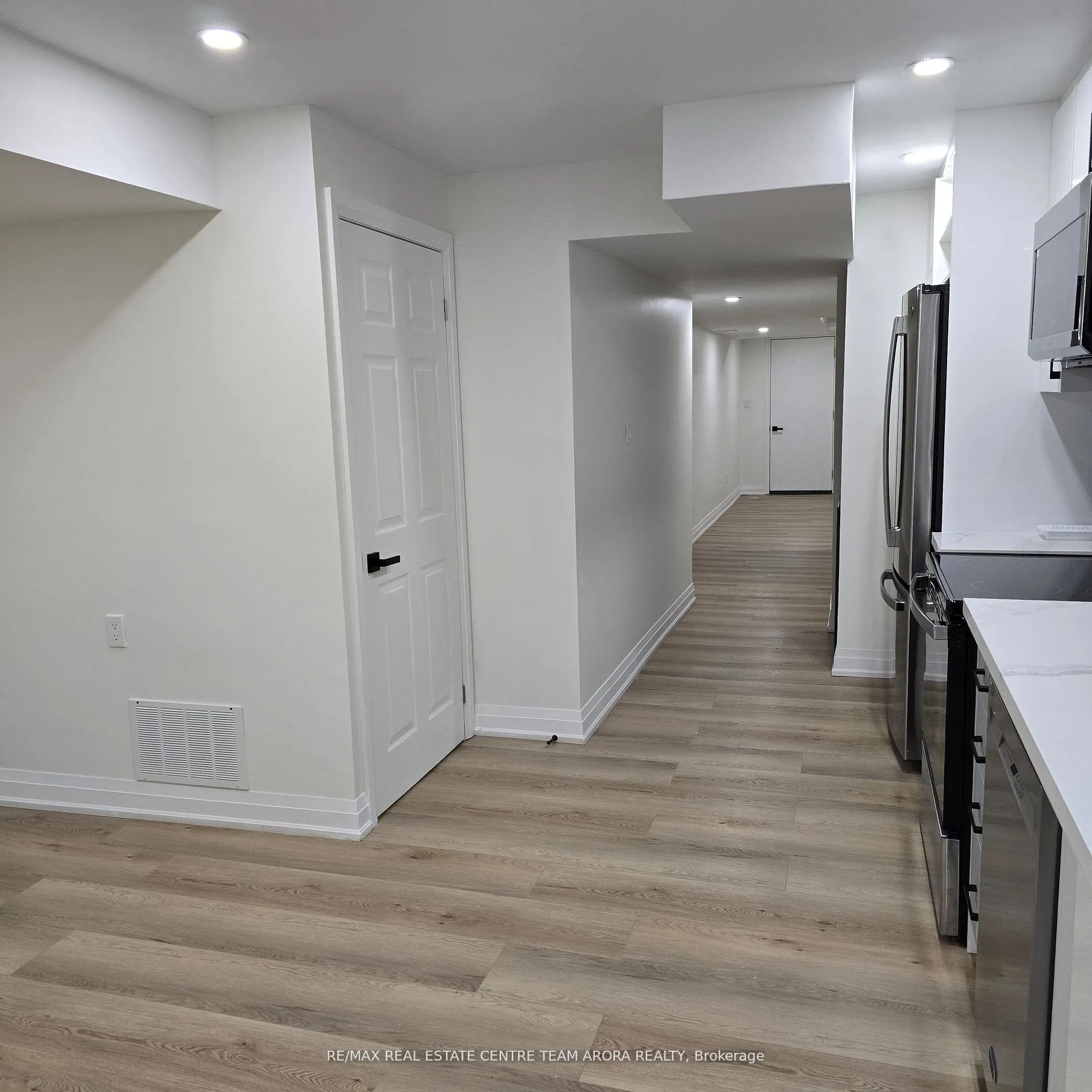 18 Donald Ficht Crescent, #Bsmt