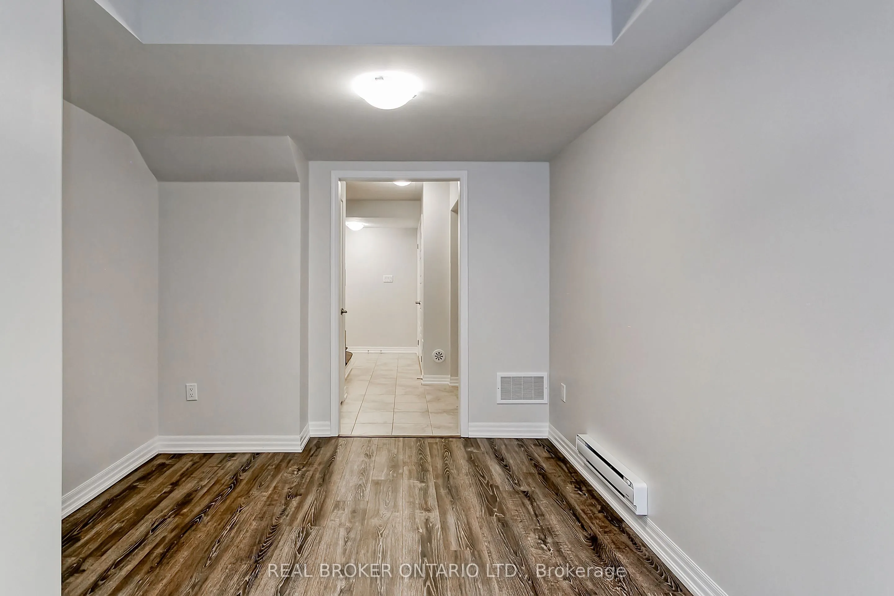 121 Christopher Road