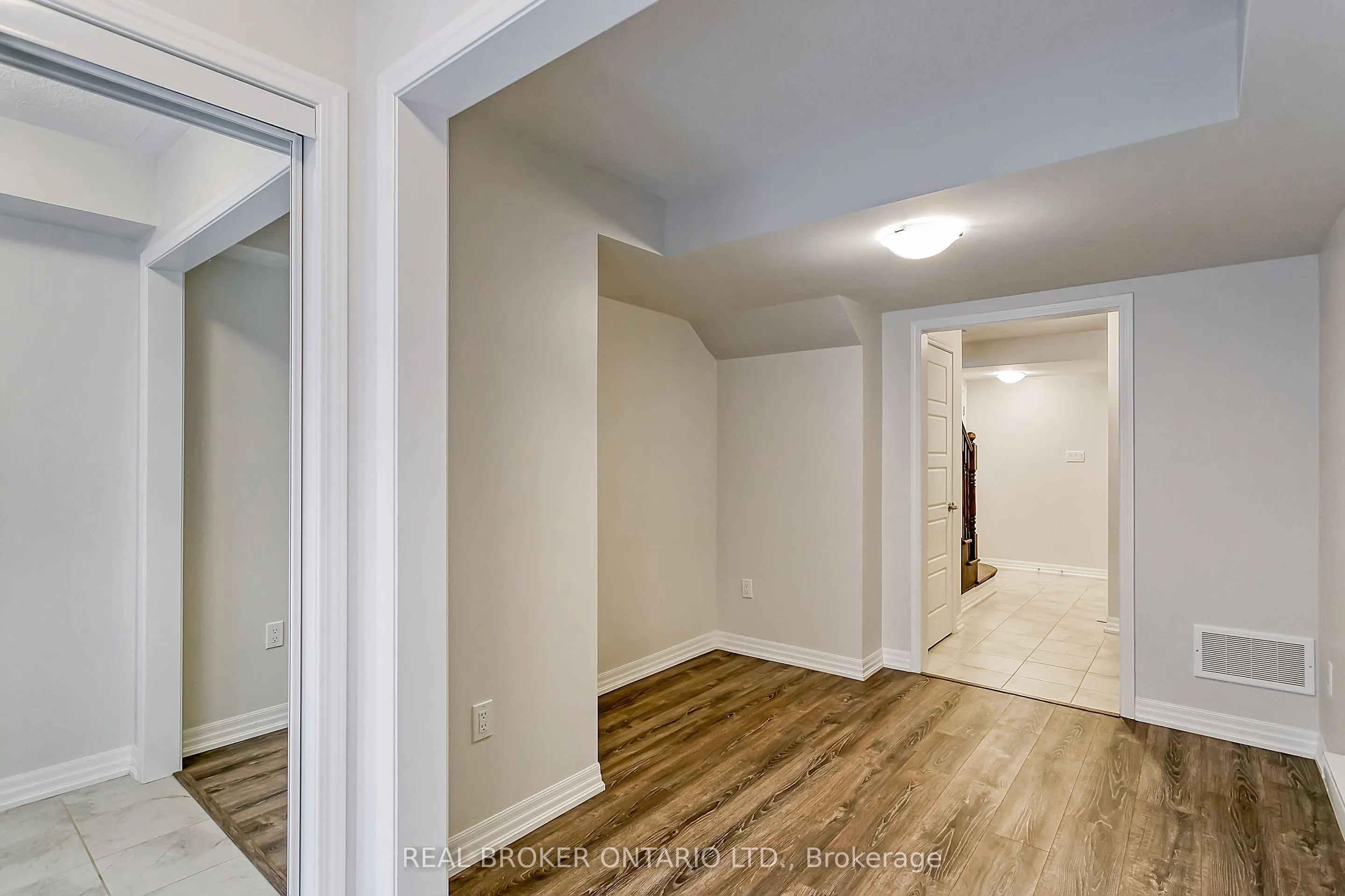 121 Christopher Road