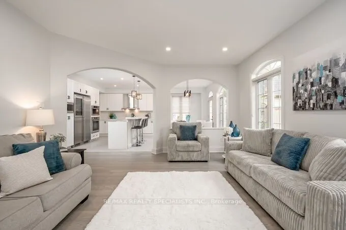 7123 White Pine Court
