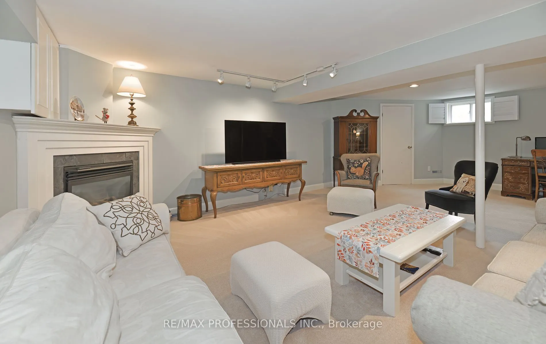 16 Nashland Avenue