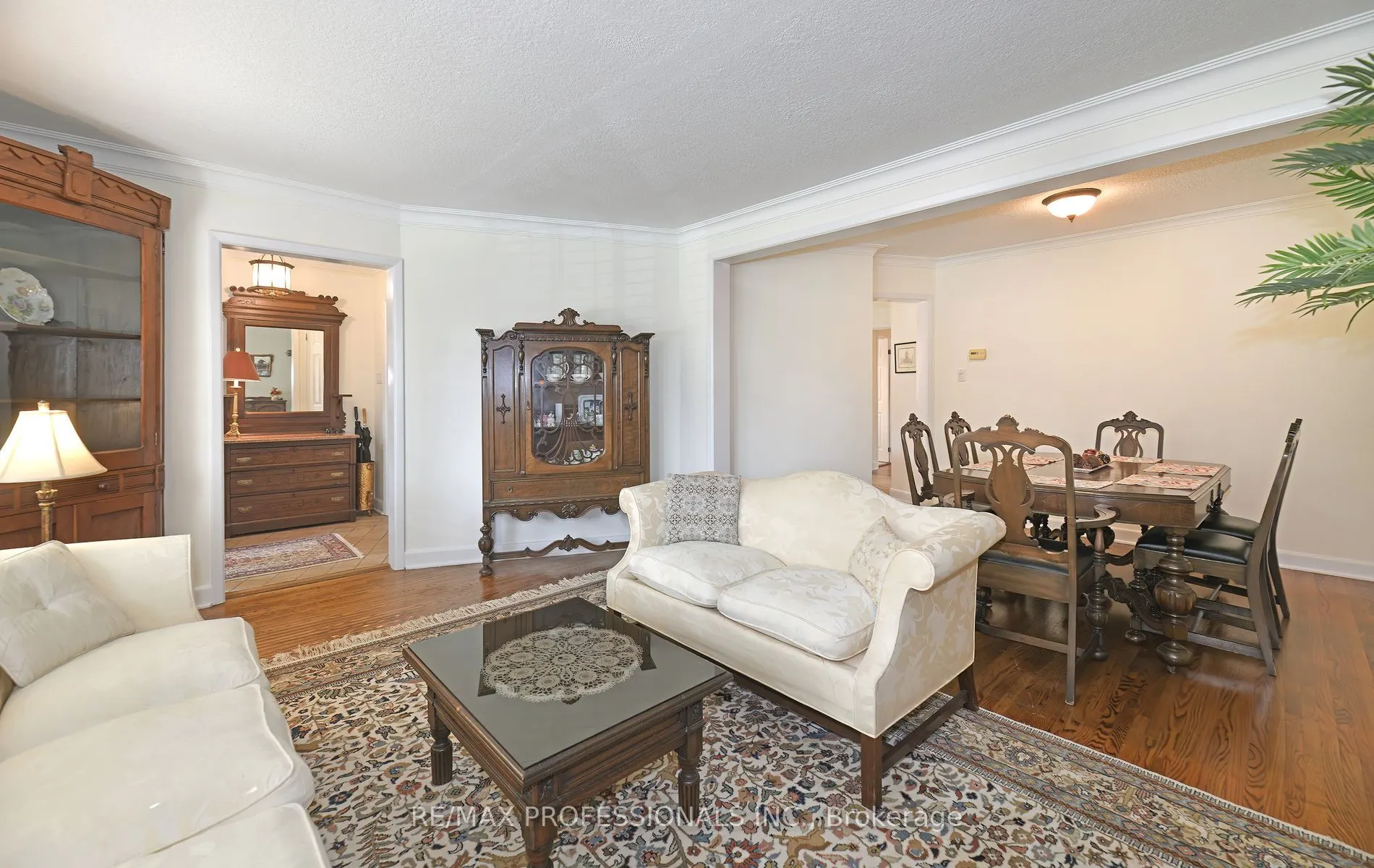 16 Nashland Avenue