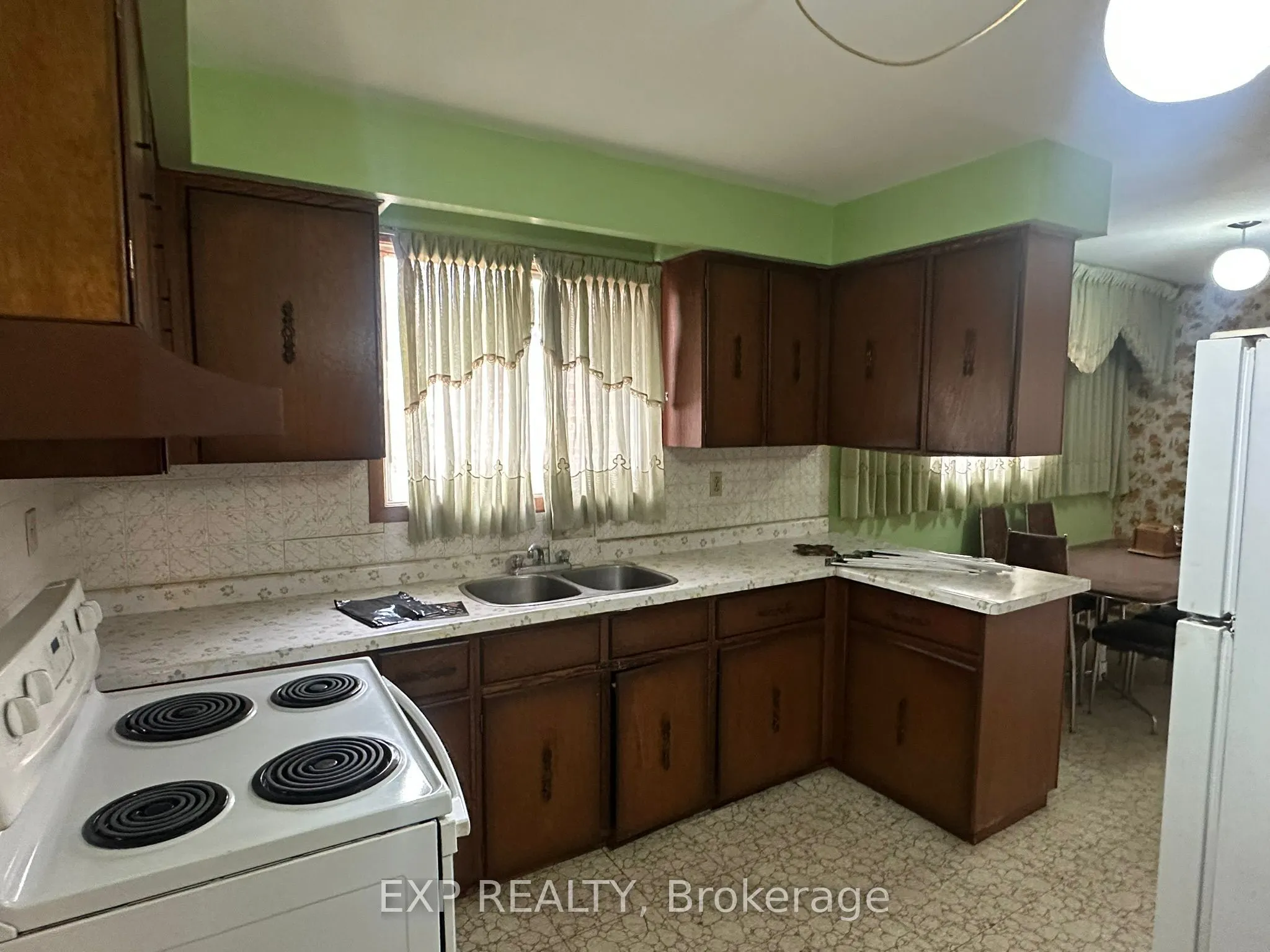 3263 Morning Star Drive
