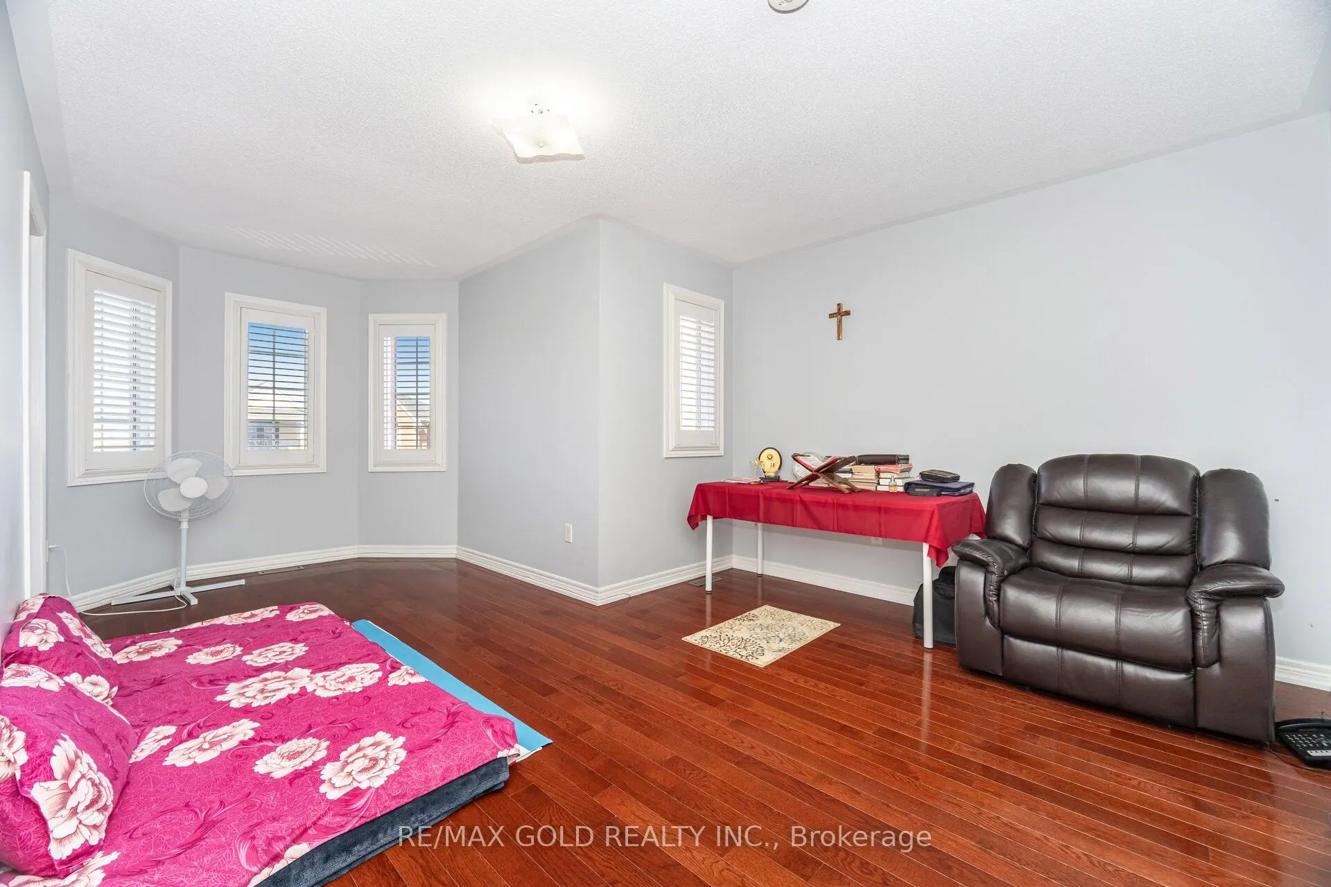 8 Goreridge Crescent