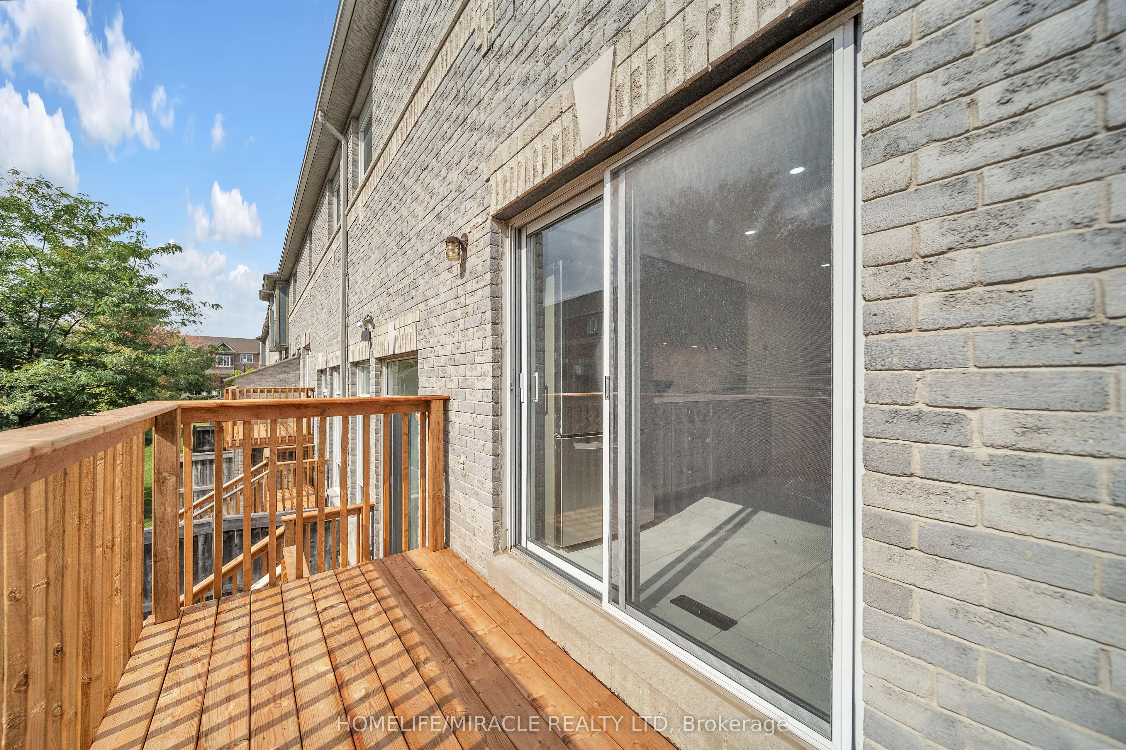 5535 Glen Erin Drive, #75