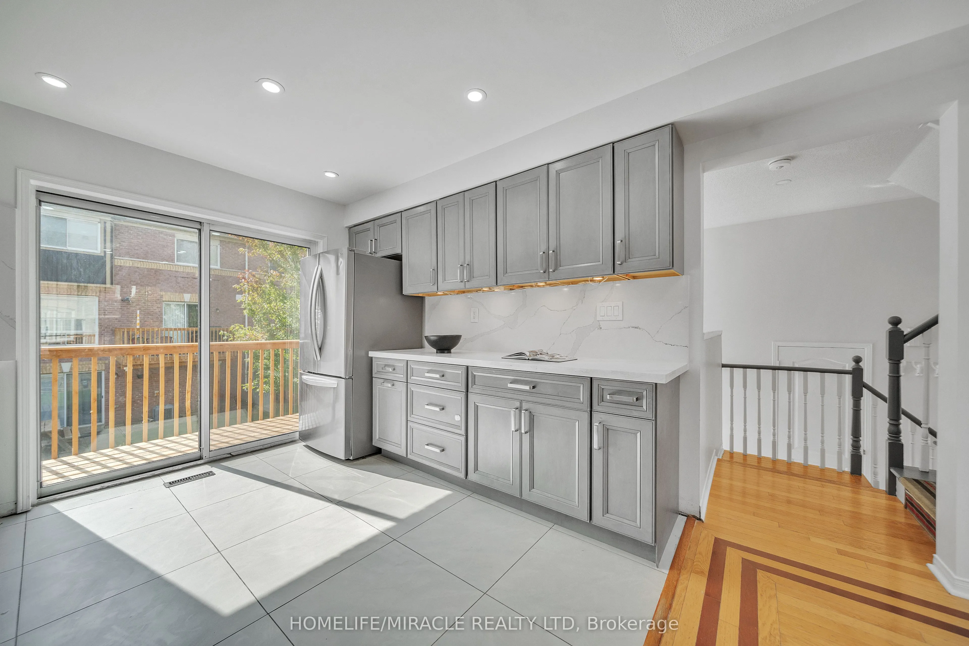 5535 Glen Erin Drive, #75