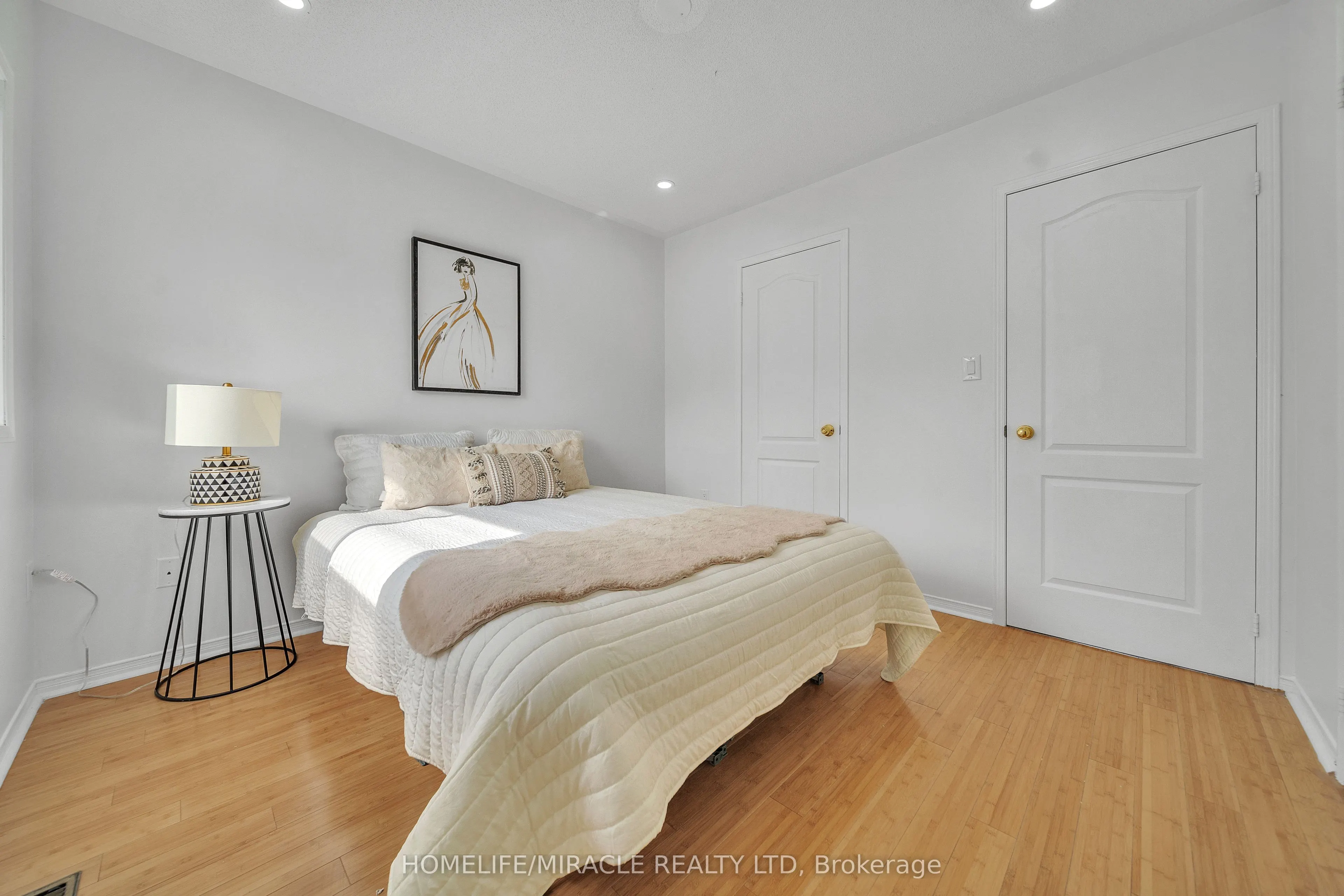 5535 Glen Erin Drive, #75