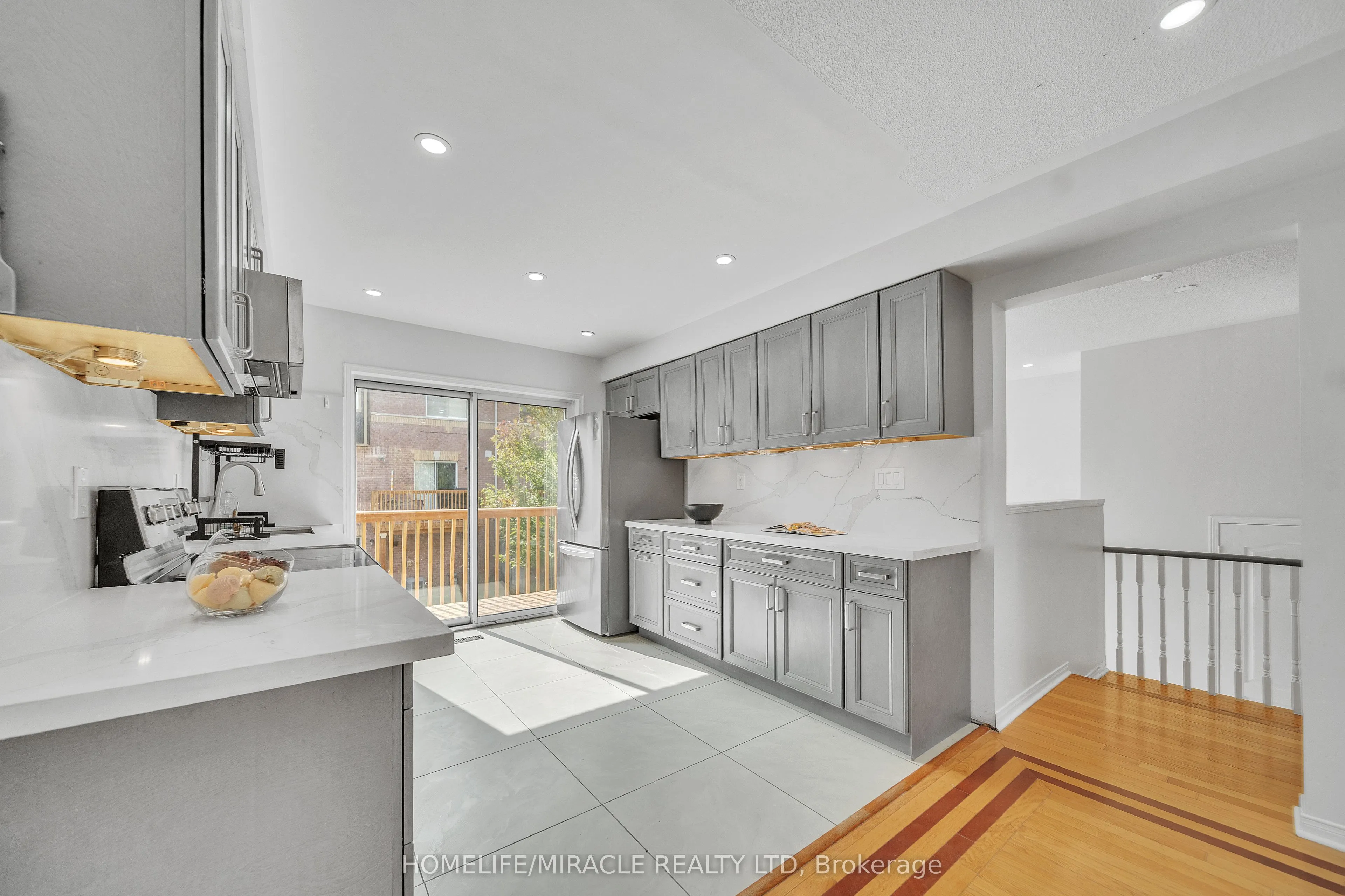 5535 Glen Erin Drive, #75