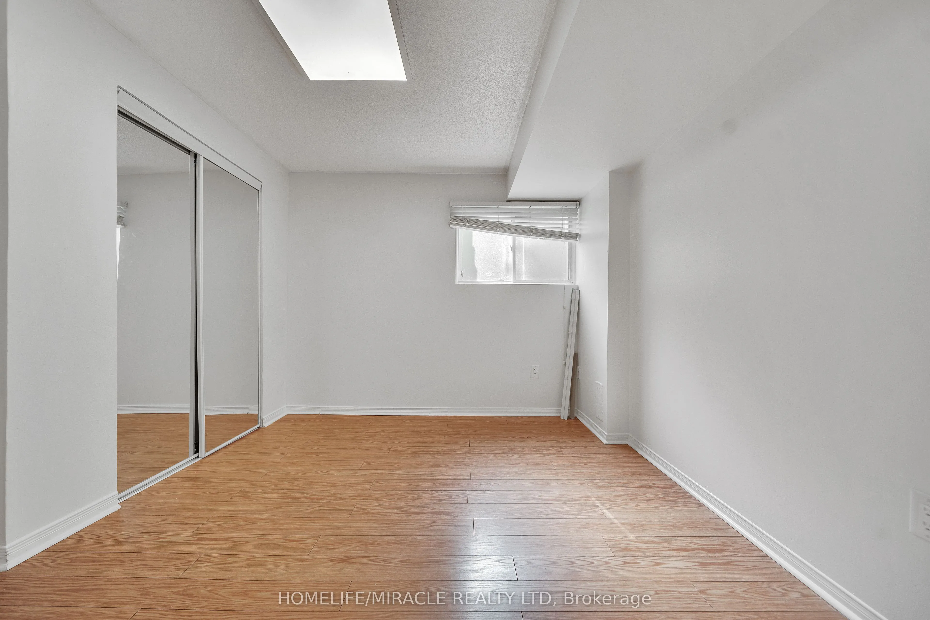 5535 Glen Erin Drive, #75