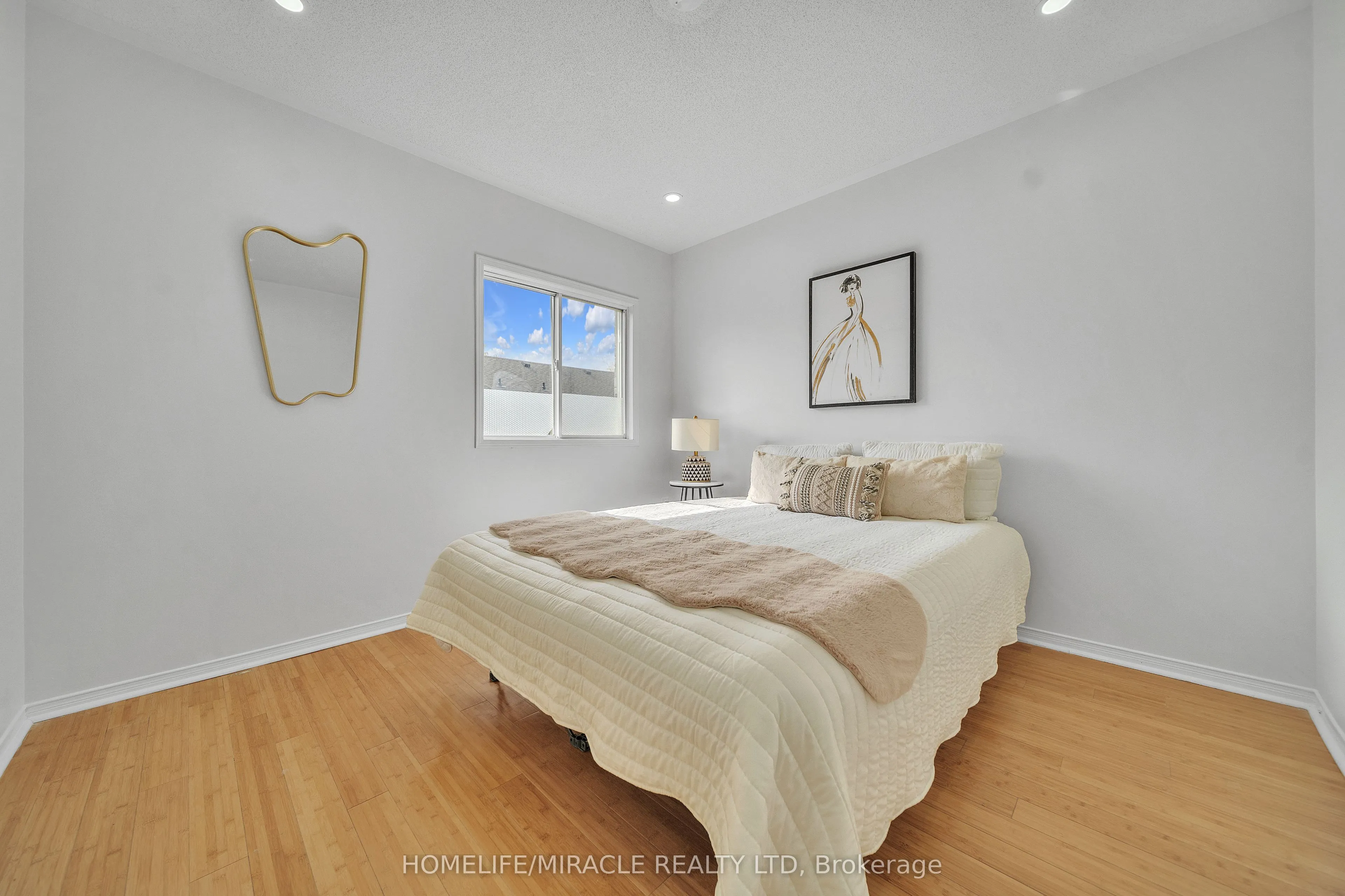 5535 Glen Erin Drive, #75