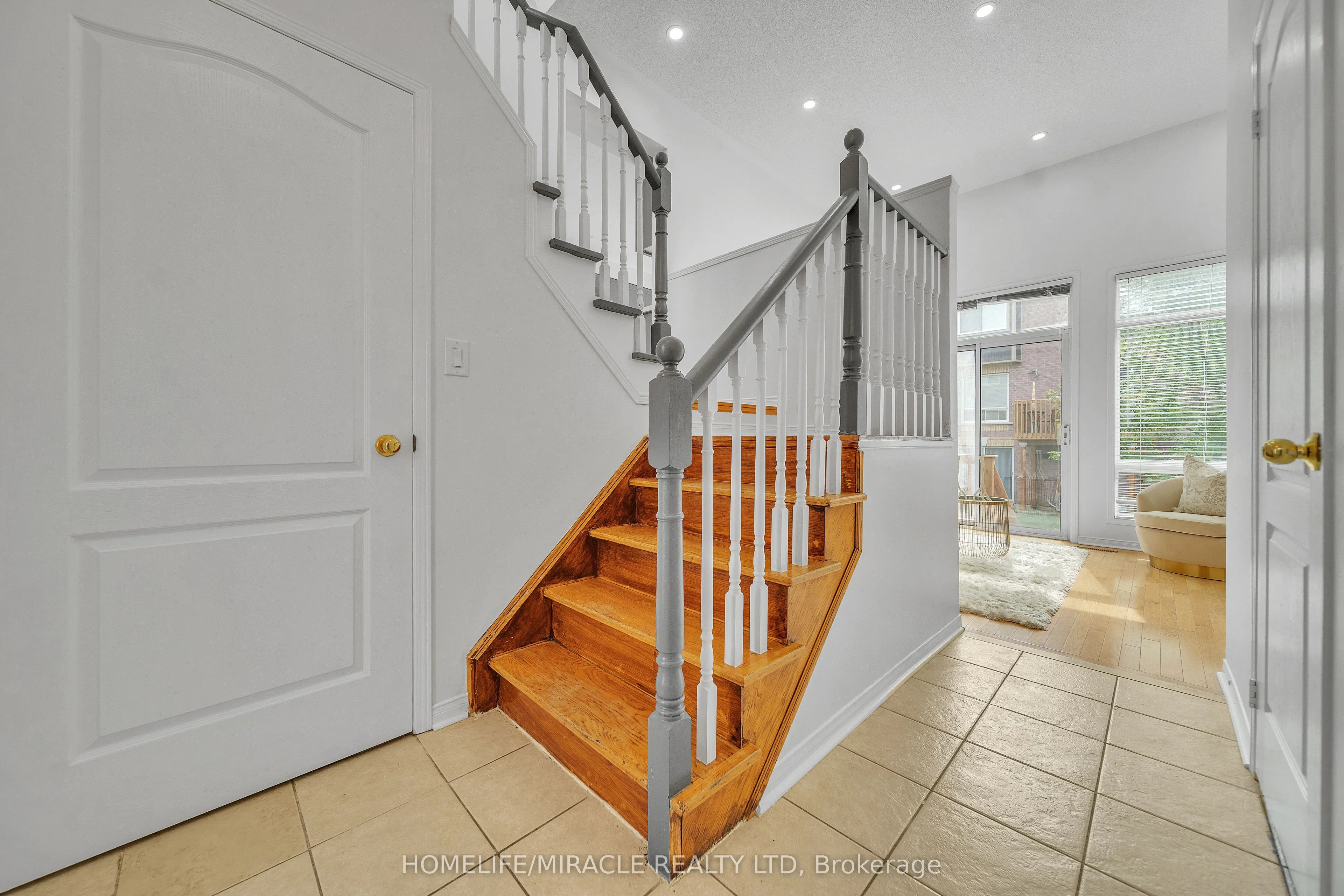 5535 Glen Erin Drive, #75