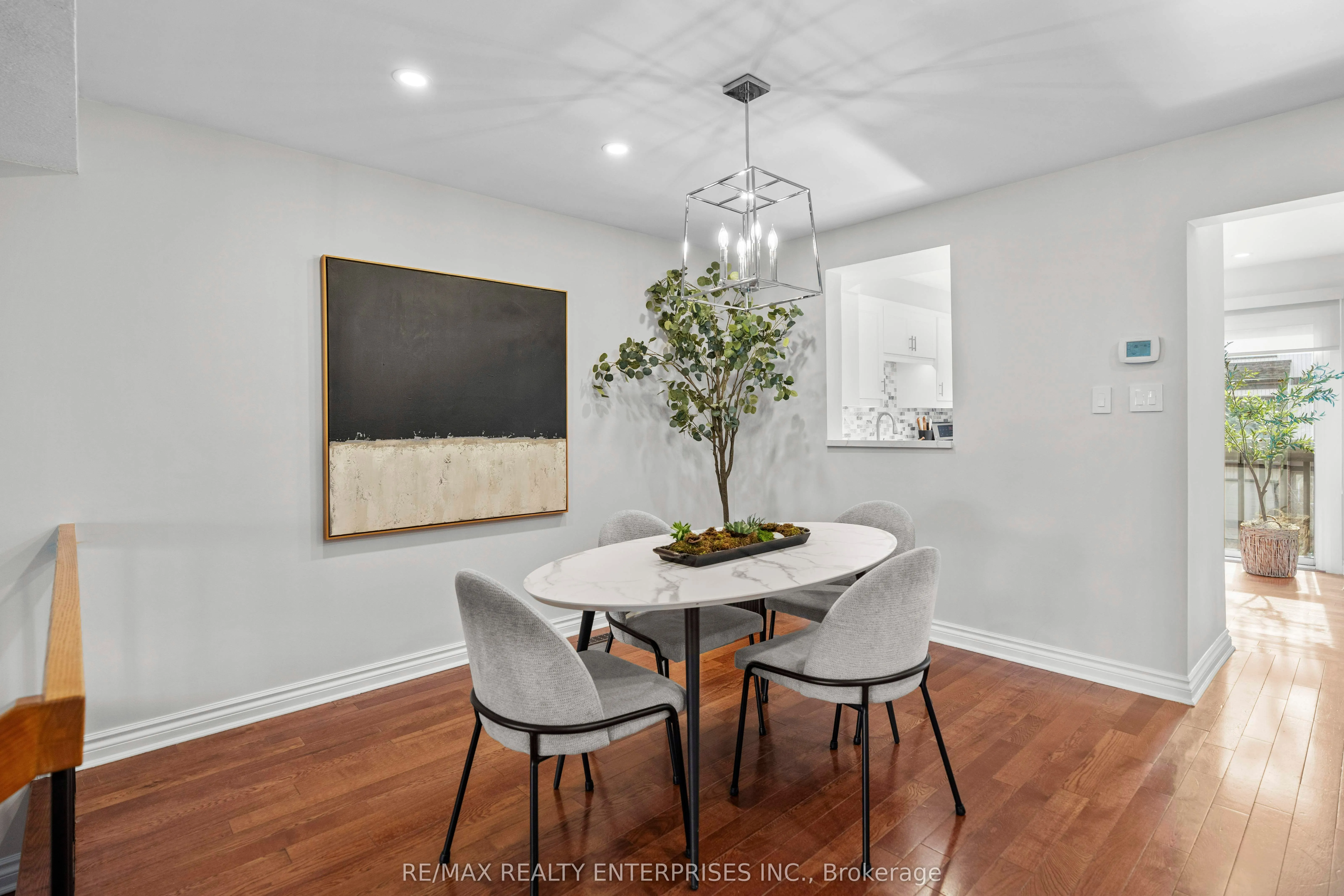 1060 Walden Circle, #40