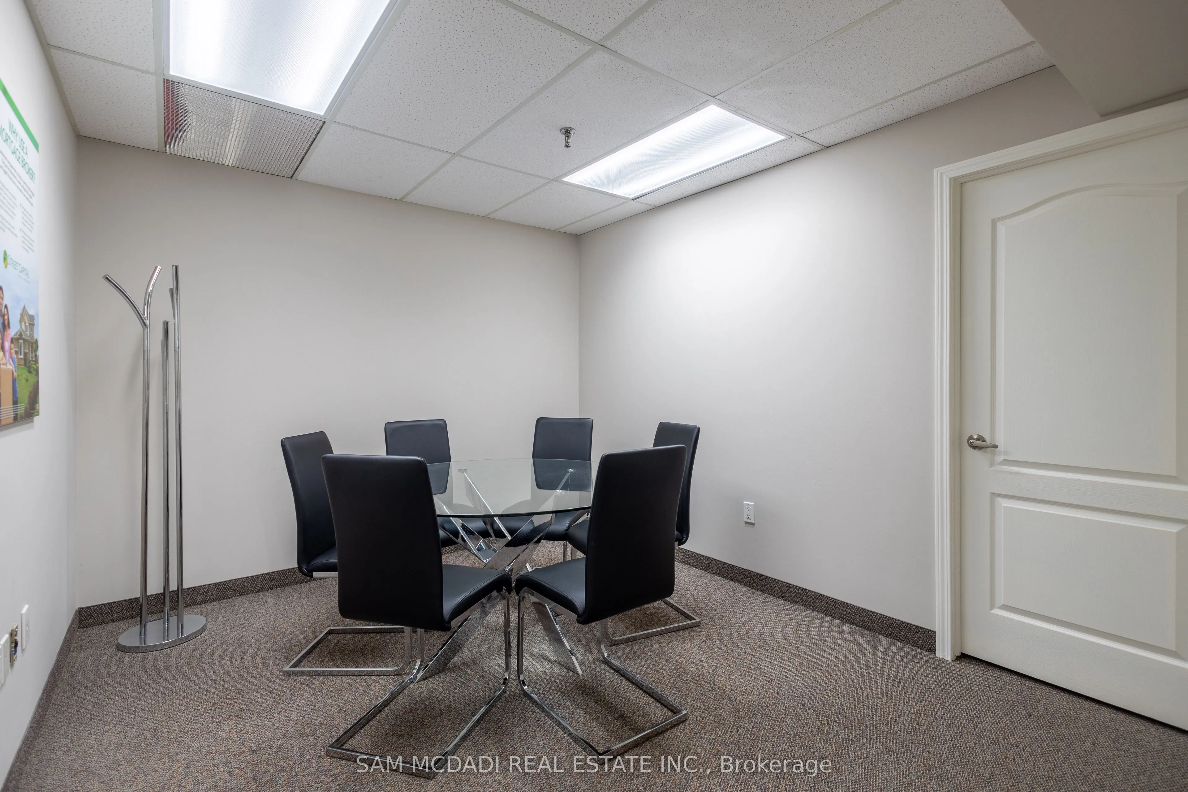 120 Traders Boulevard E, #204