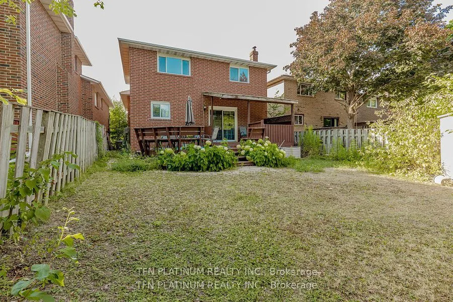 36 Tanager Square