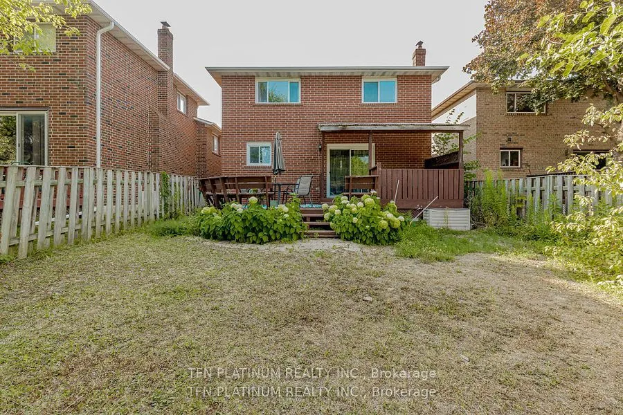 36 Tanager Square