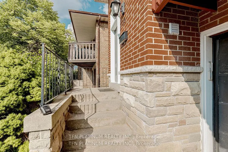 36 Tanager Square