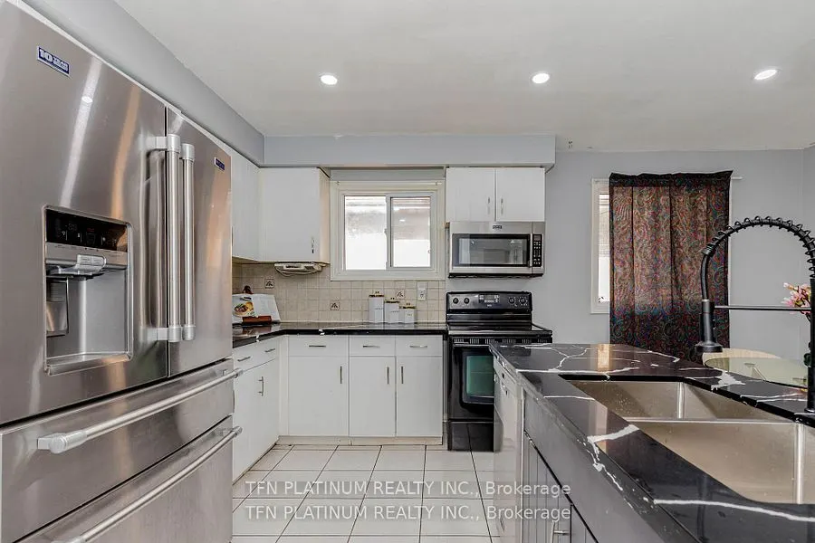 36 Tanager Square