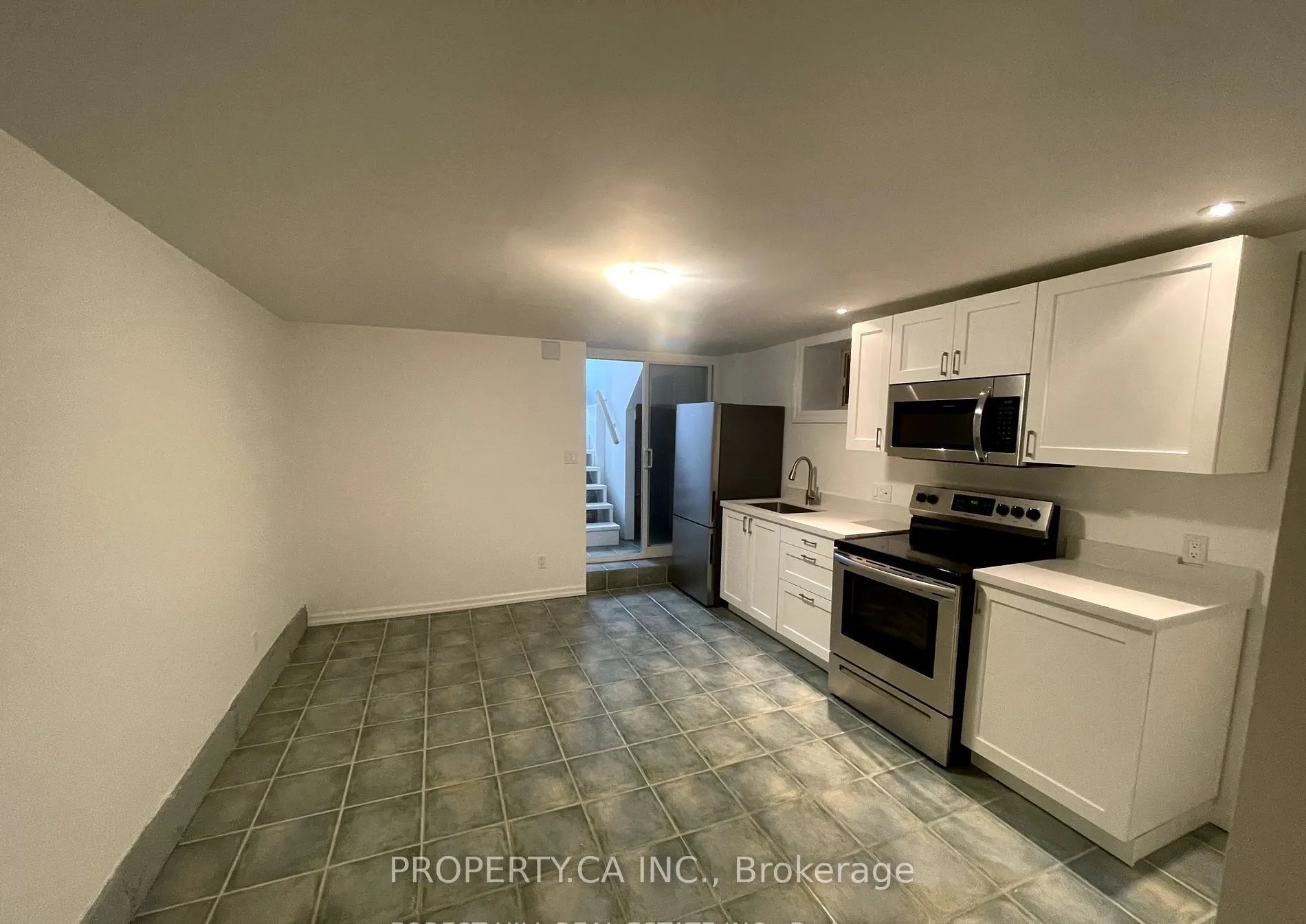 266 Glenlake Avenue, ##Lower