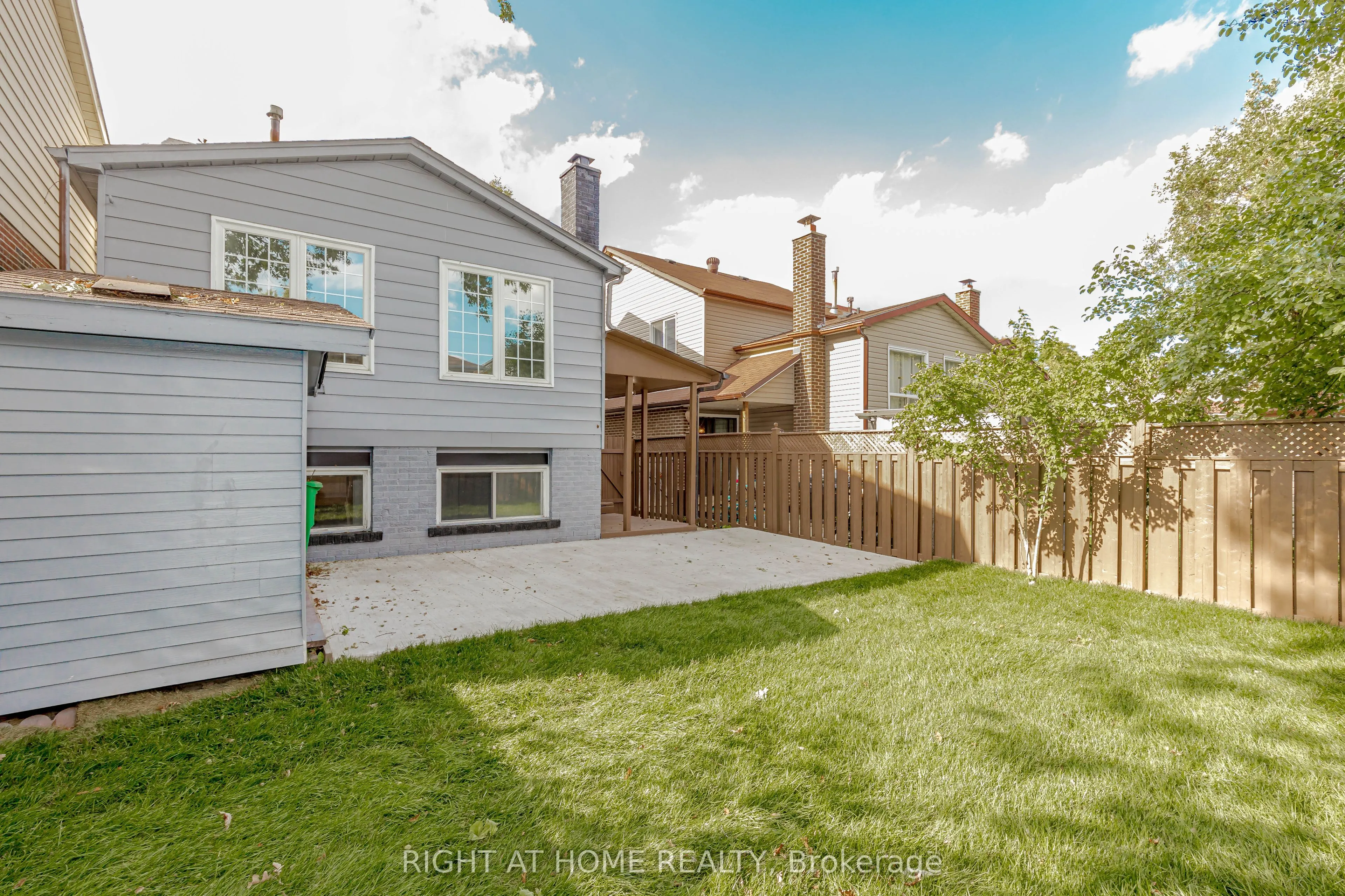 6 Bryant Court