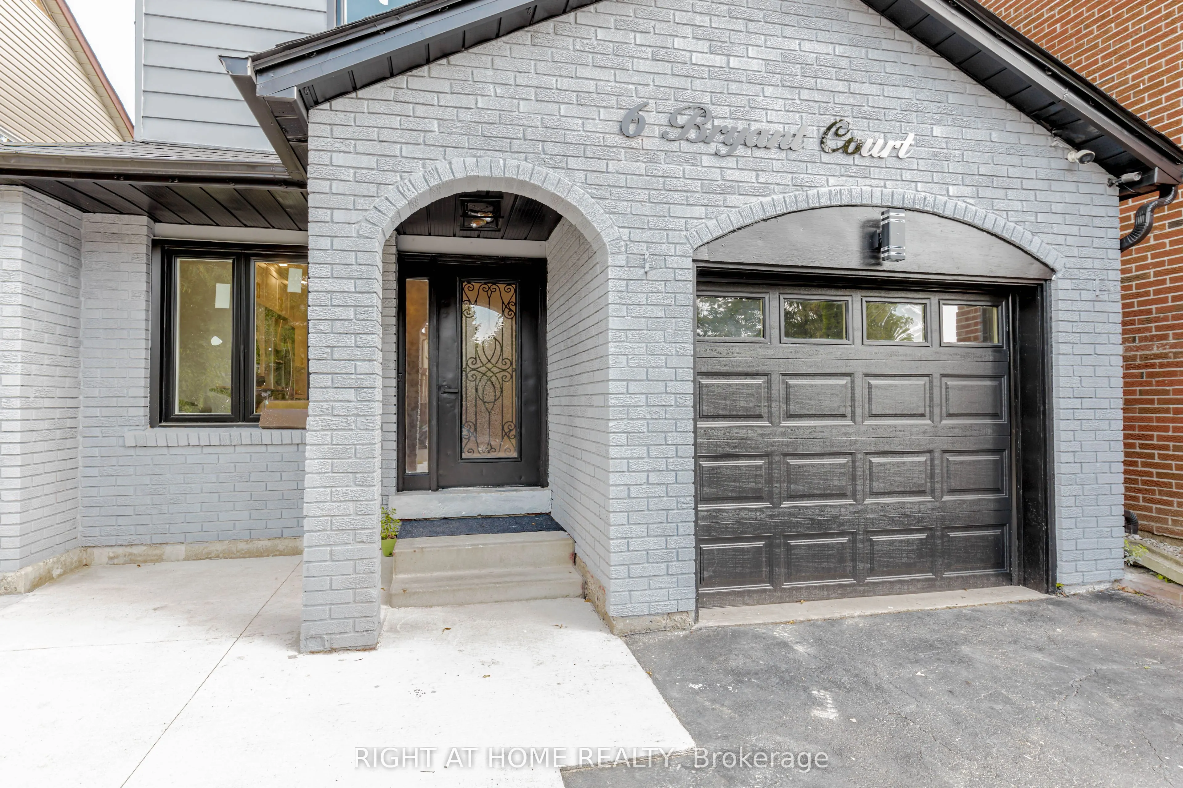 6 Bryant Court