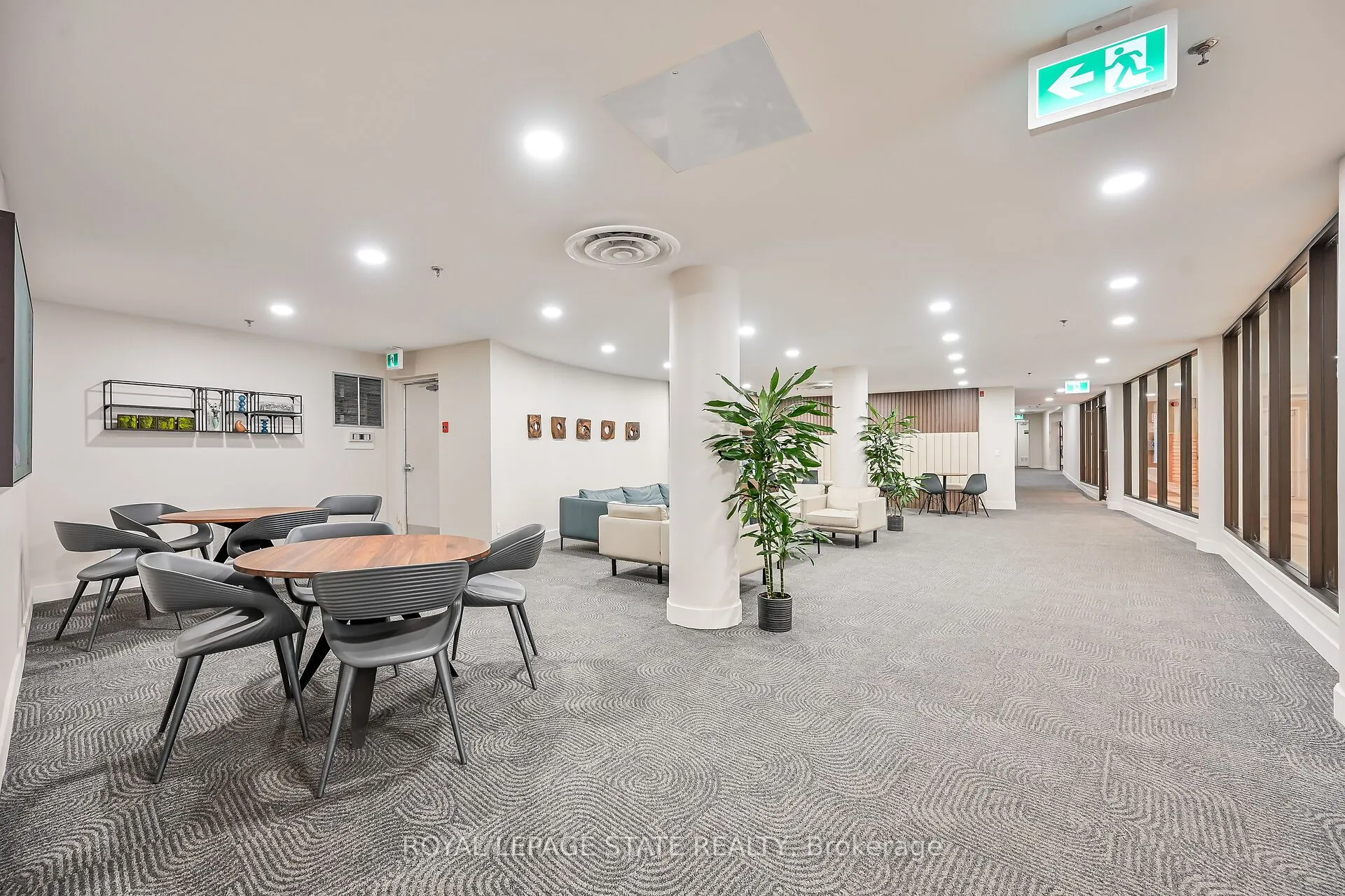 22 Southport Street, #224