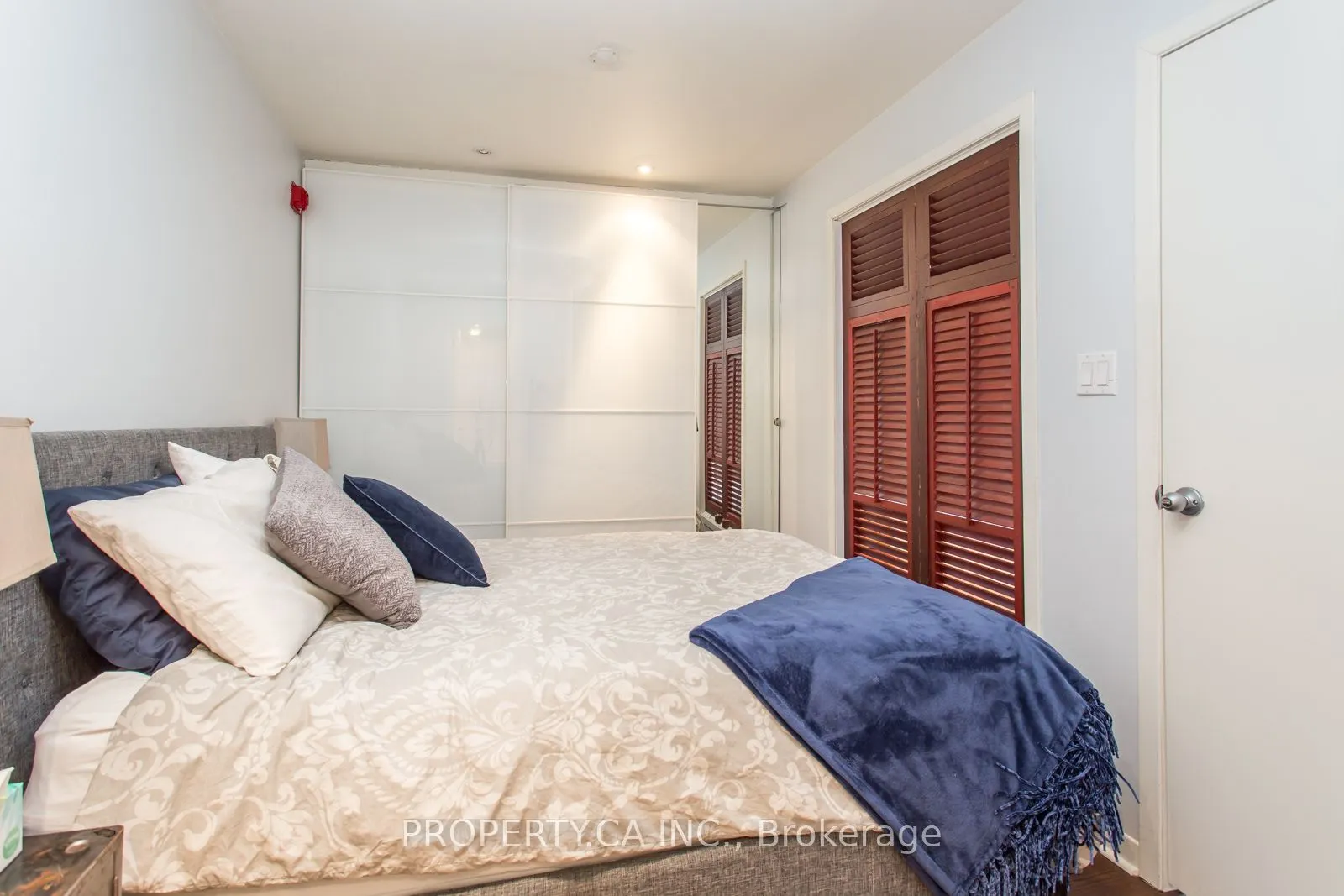22 Brad Street, ##1