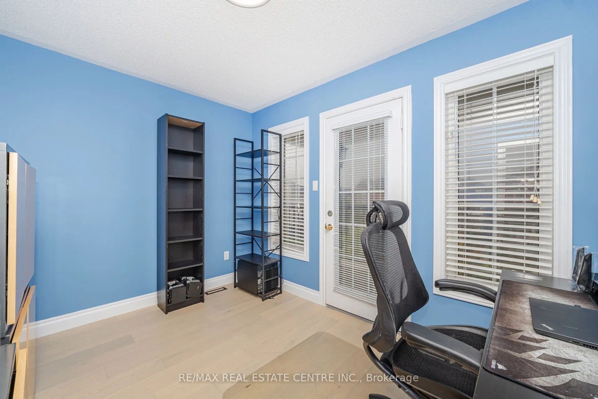 118 Connolly Crescent