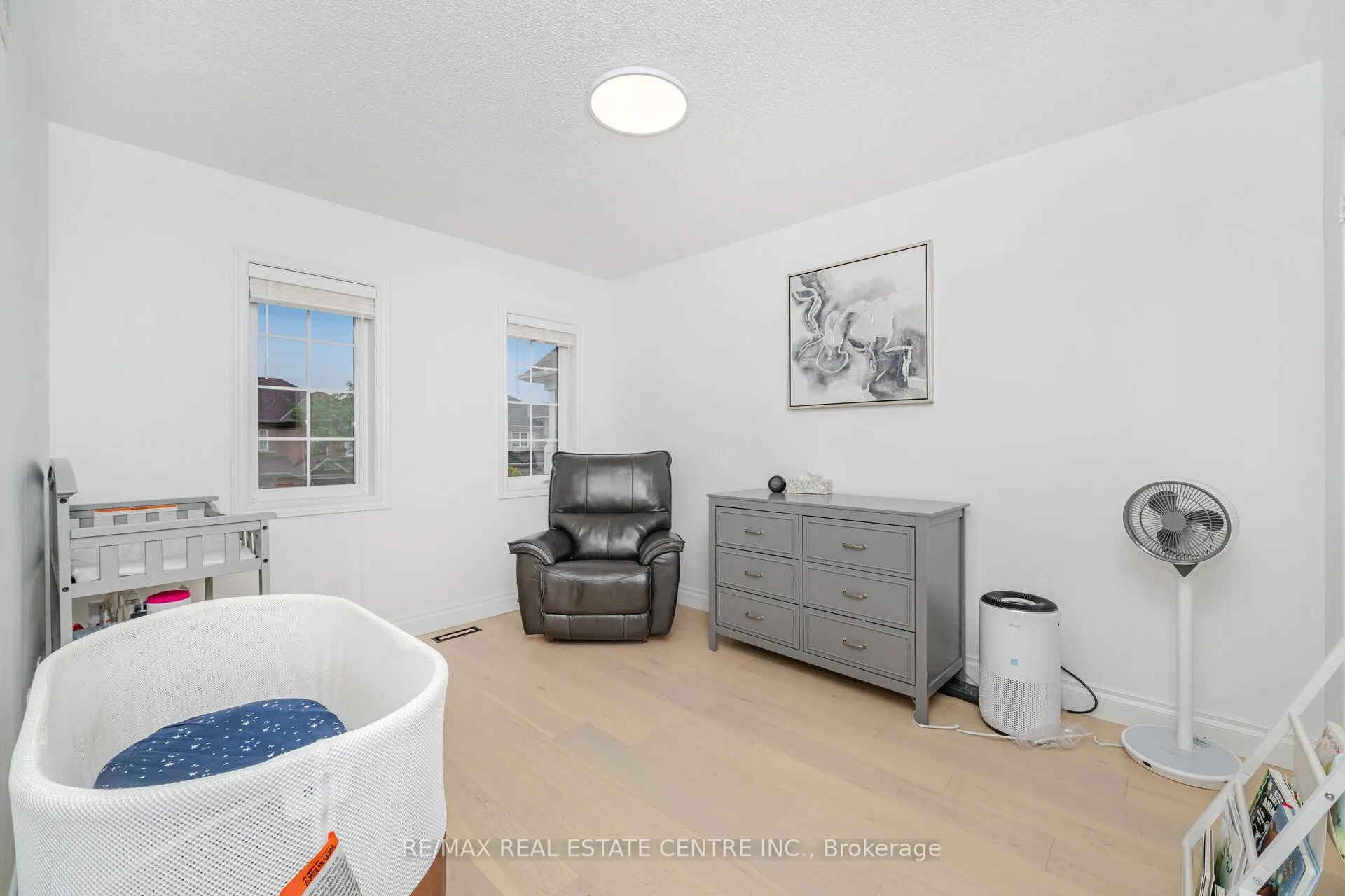118 Connolly Crescent