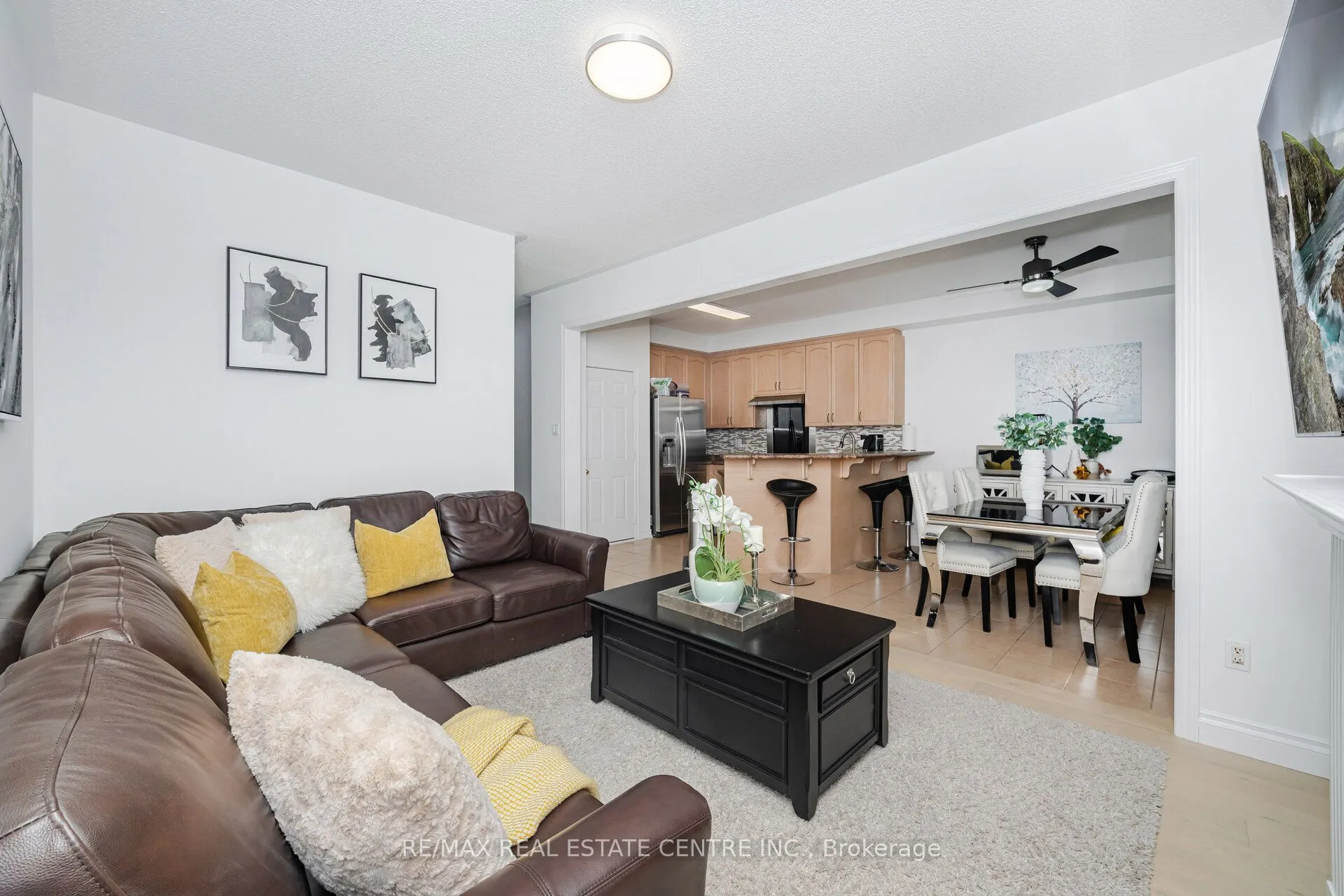 118 Connolly Crescent